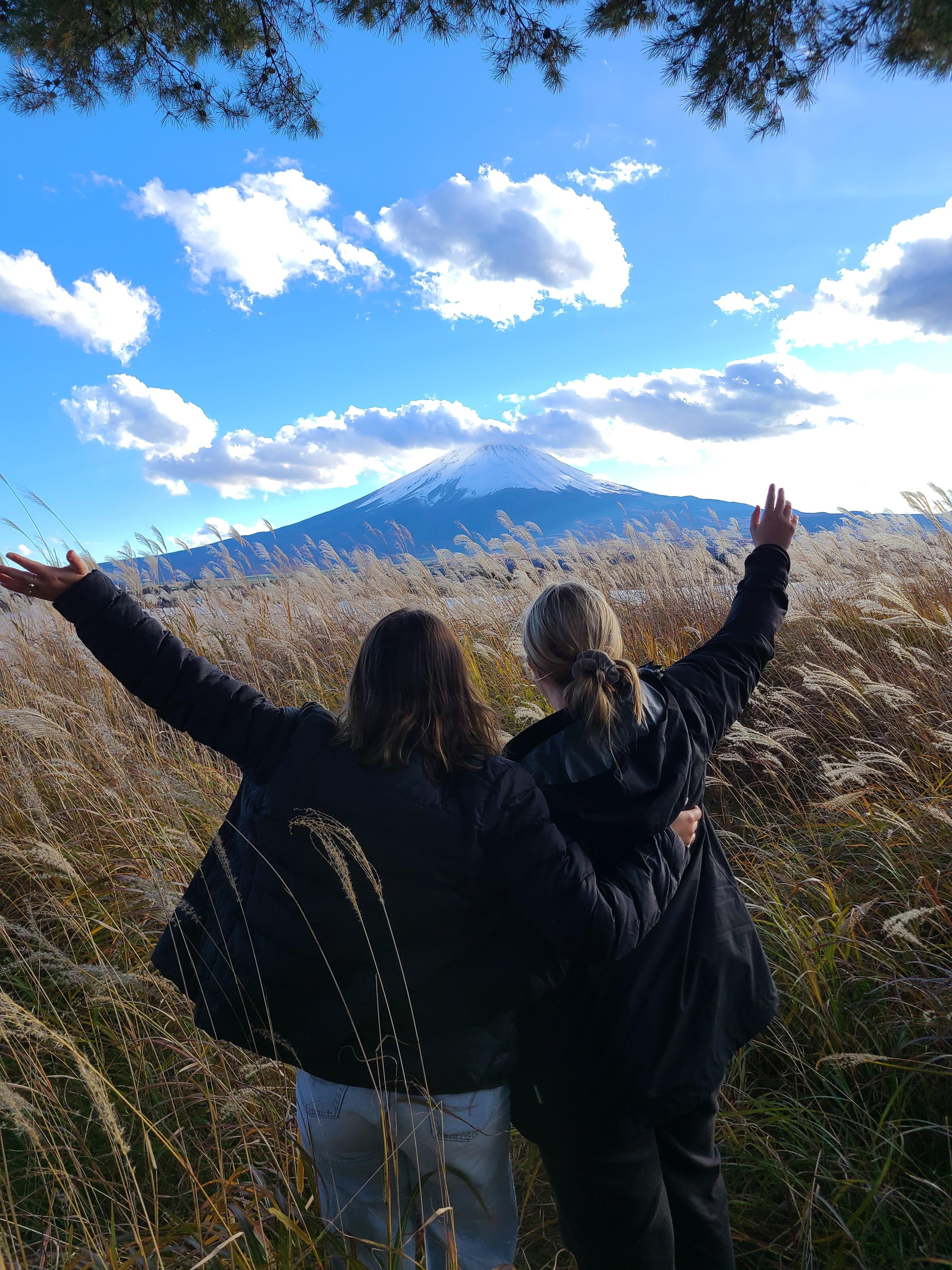 Private Mt. Fuji & Kawaguchiko Personalized Exploration