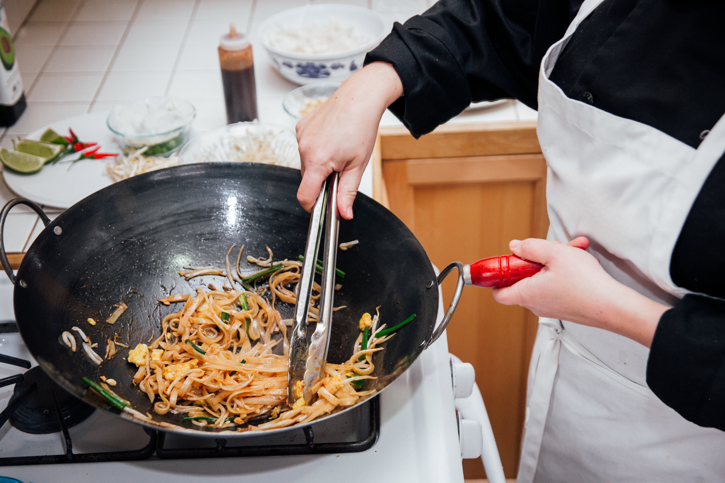 Baltimore Shrimp Pad Thai Cooking Class with a Local Chef