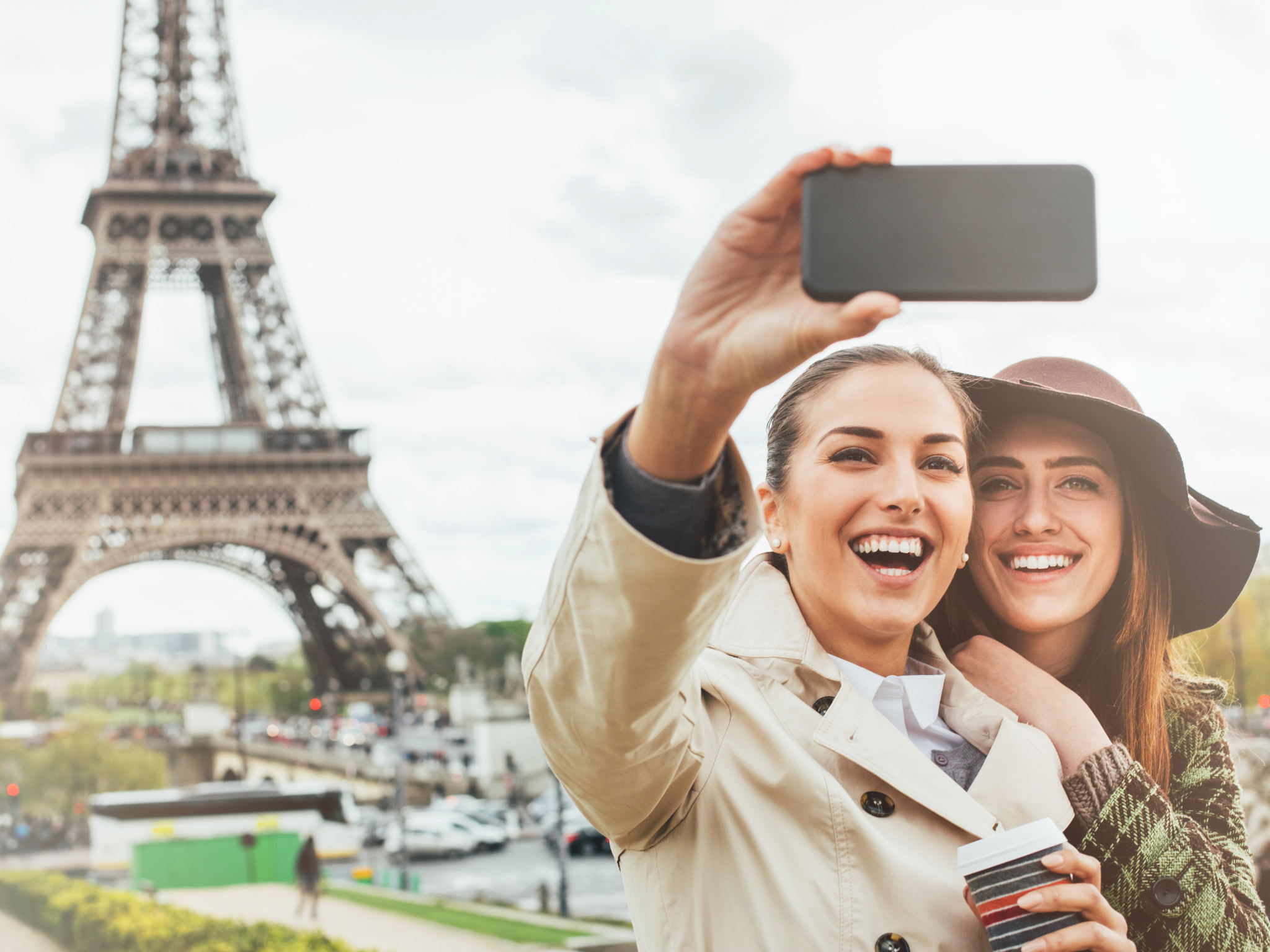 Paris Combo: Eiffel Tower, Seine Cruise & City Highlights