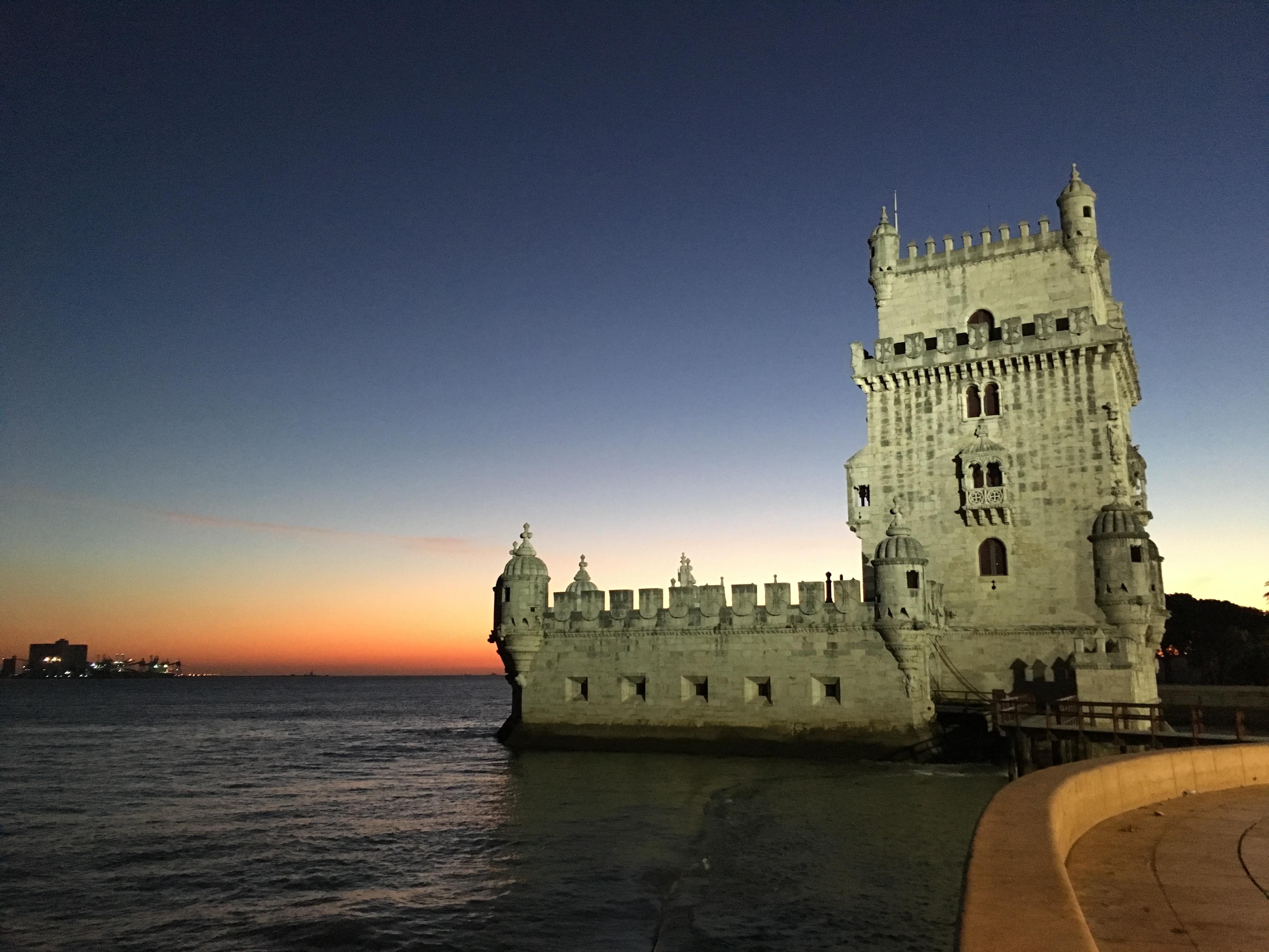 Belém Walking Tour with Jerónimos Monastery Entry