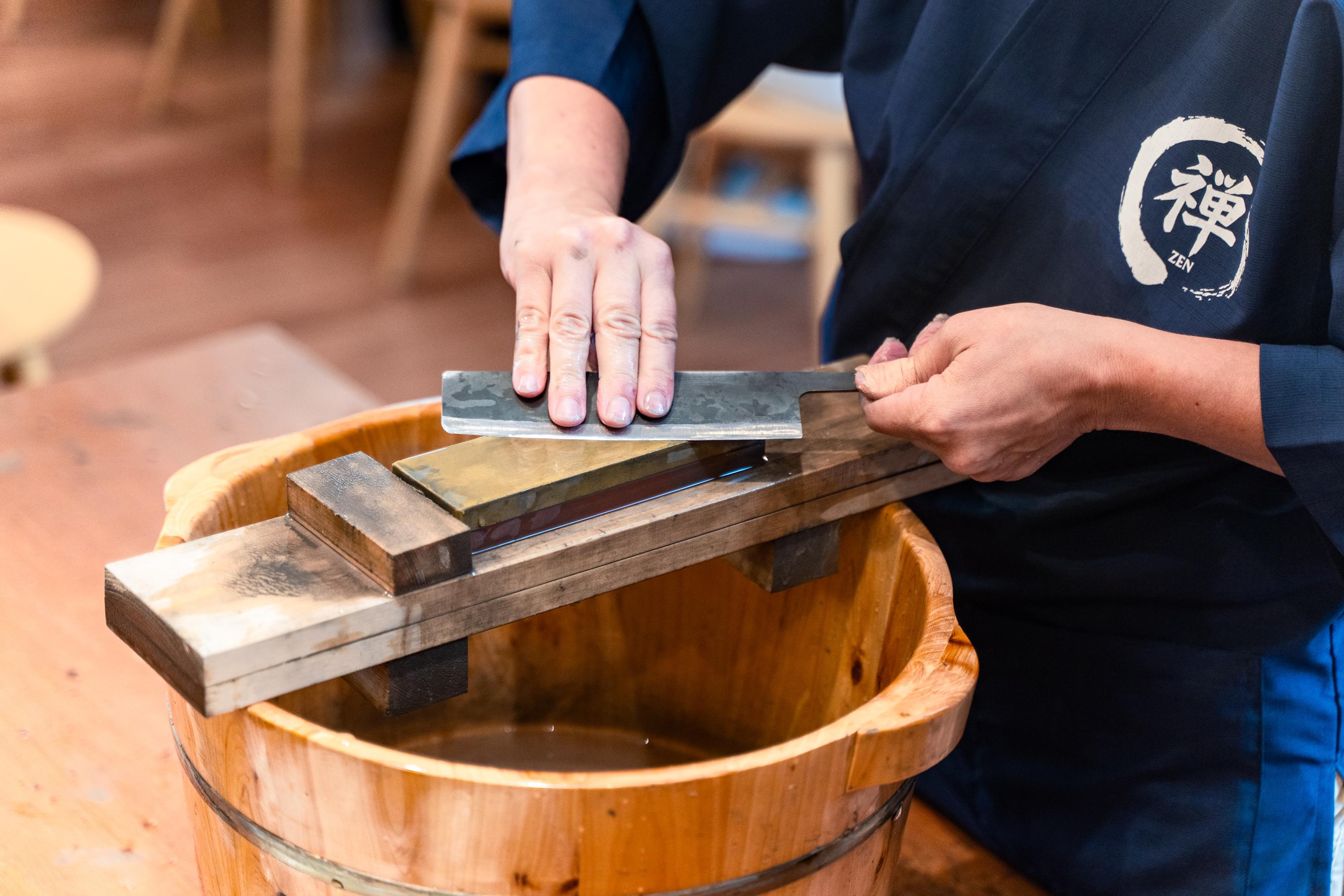 Tokyo: Japanese Knife Craft Workshop (Sharpening)