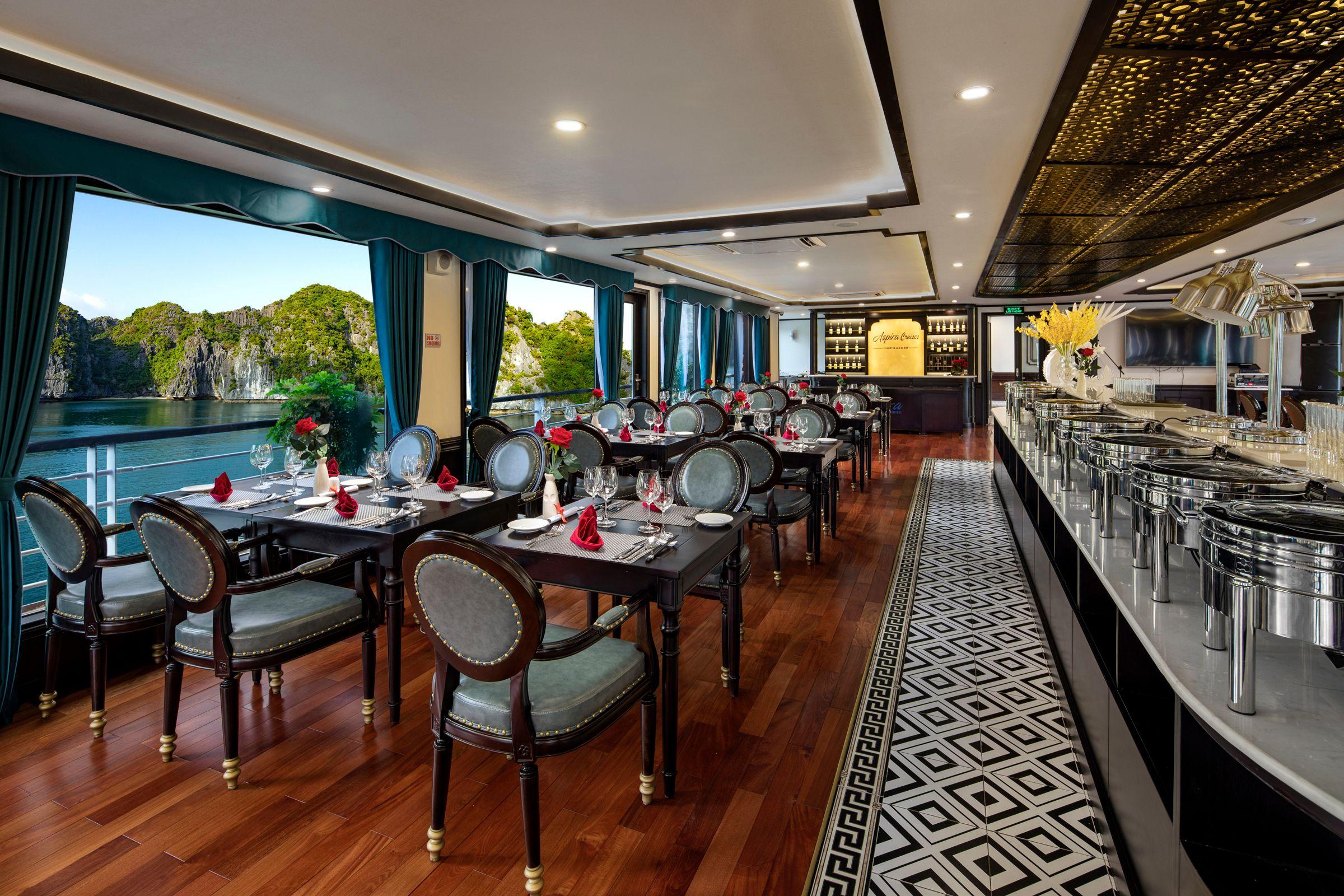 Hanoi: 2-Day Lan Ha & Halong Bay 5-Star Cruise with Private Balcony
