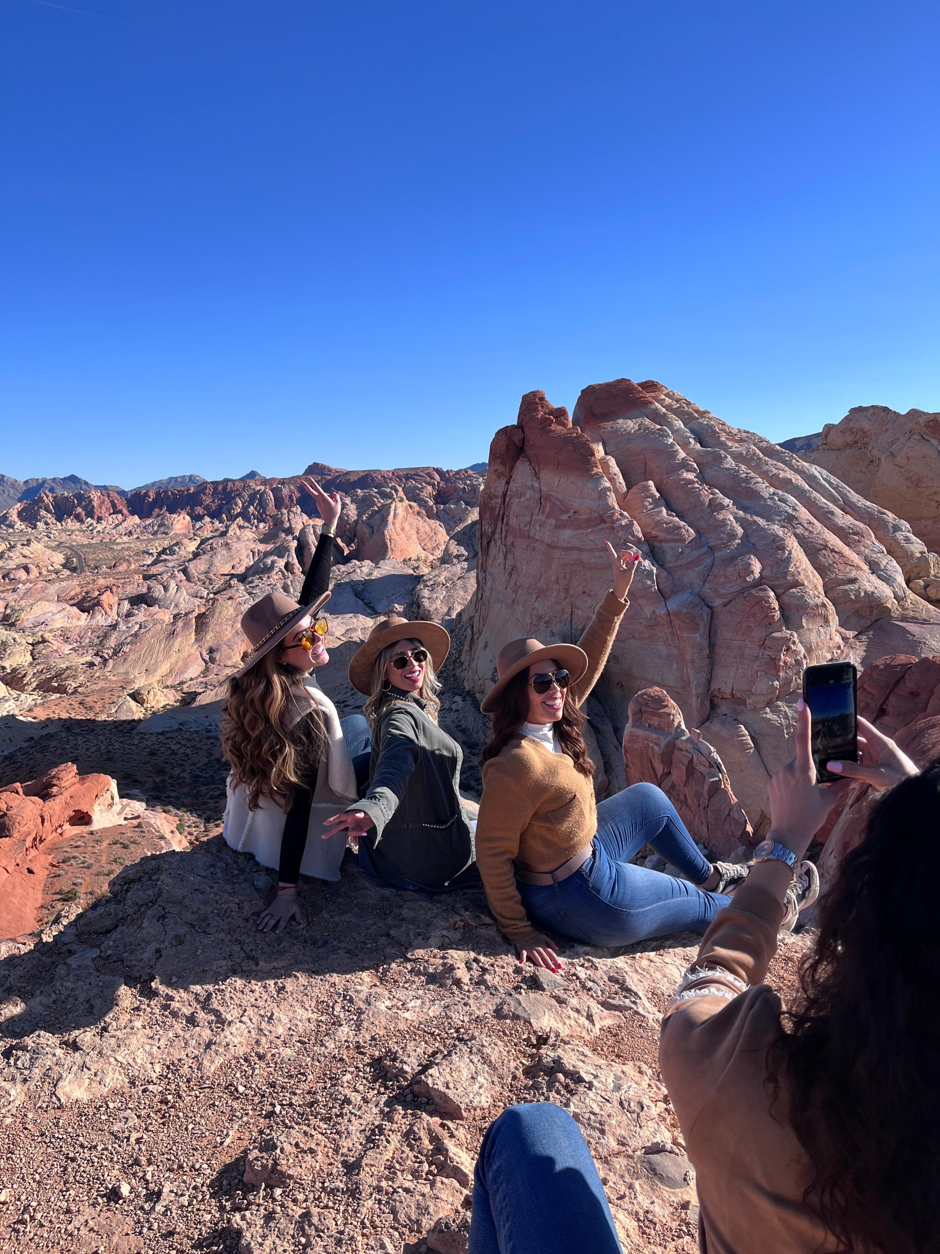 Las Vegas: Valley of Fire and Red Rock Canyon Day Trip - 2026 (Verified Reviews)