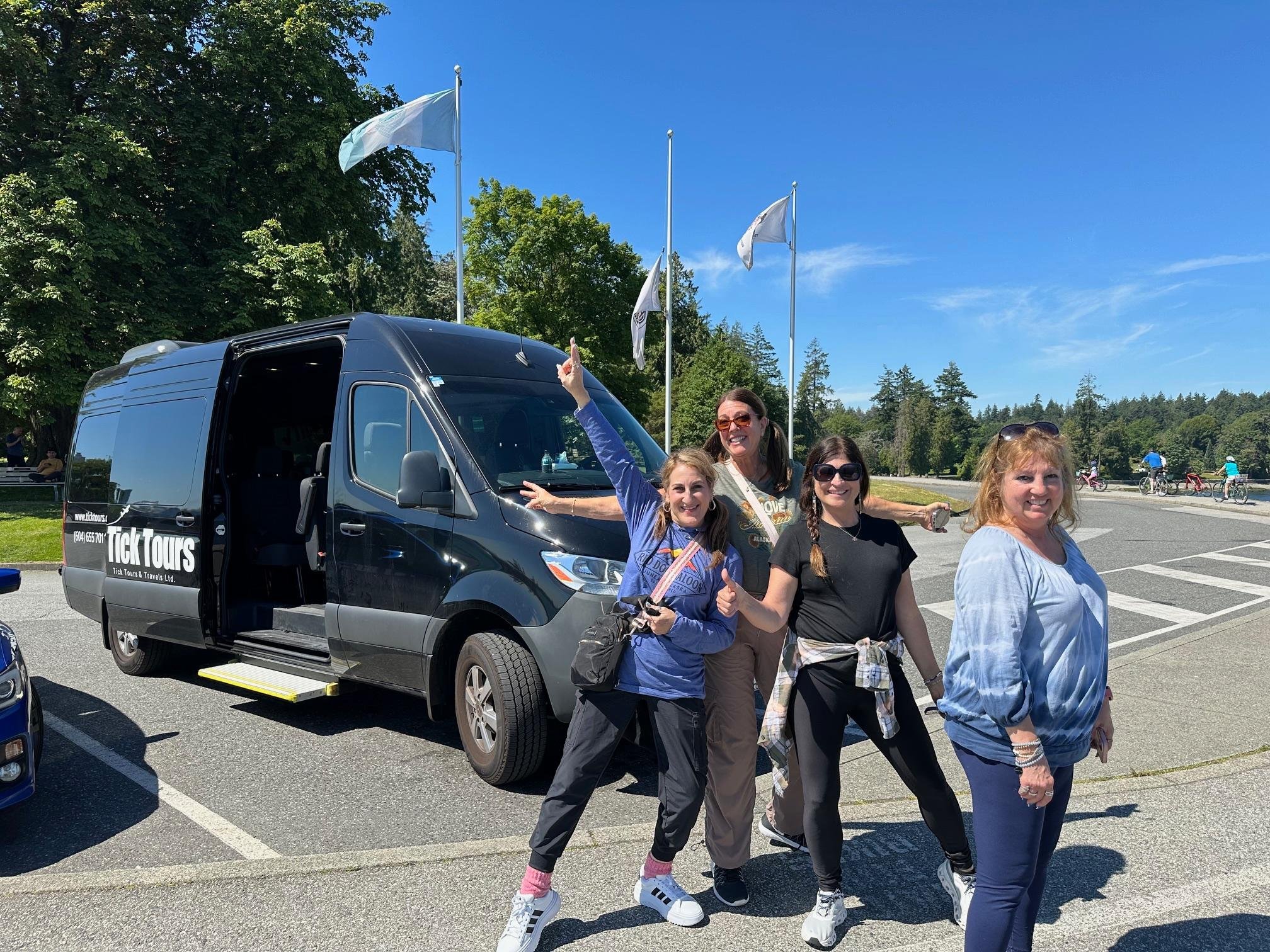 Private Vancouver & North Shore Custom Tour with Luggage Transfer