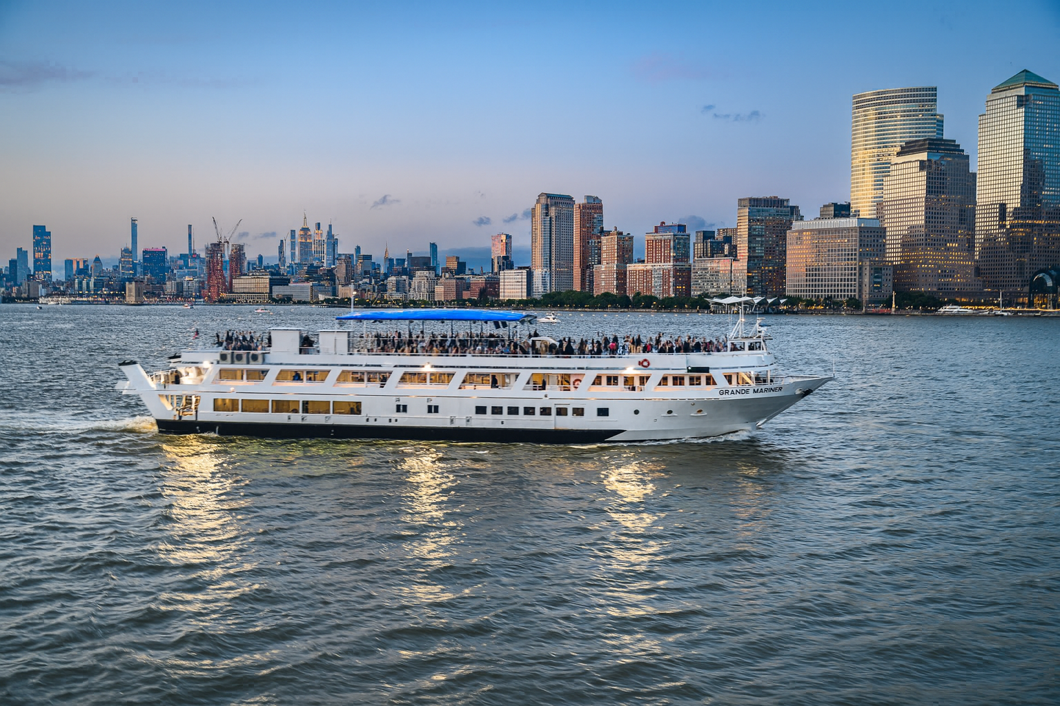 Evening Harbor Cruise with DJ & Statue of Liberty Views