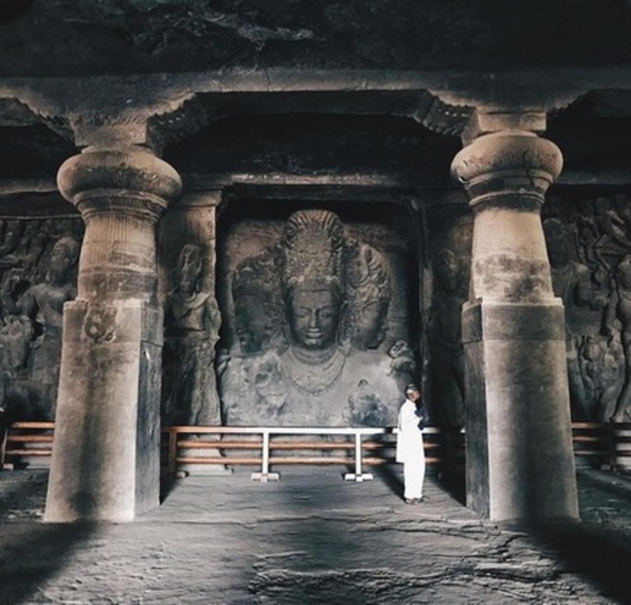 2-Day Private Maharashtra Heritage & Mumbai Highlights Tour