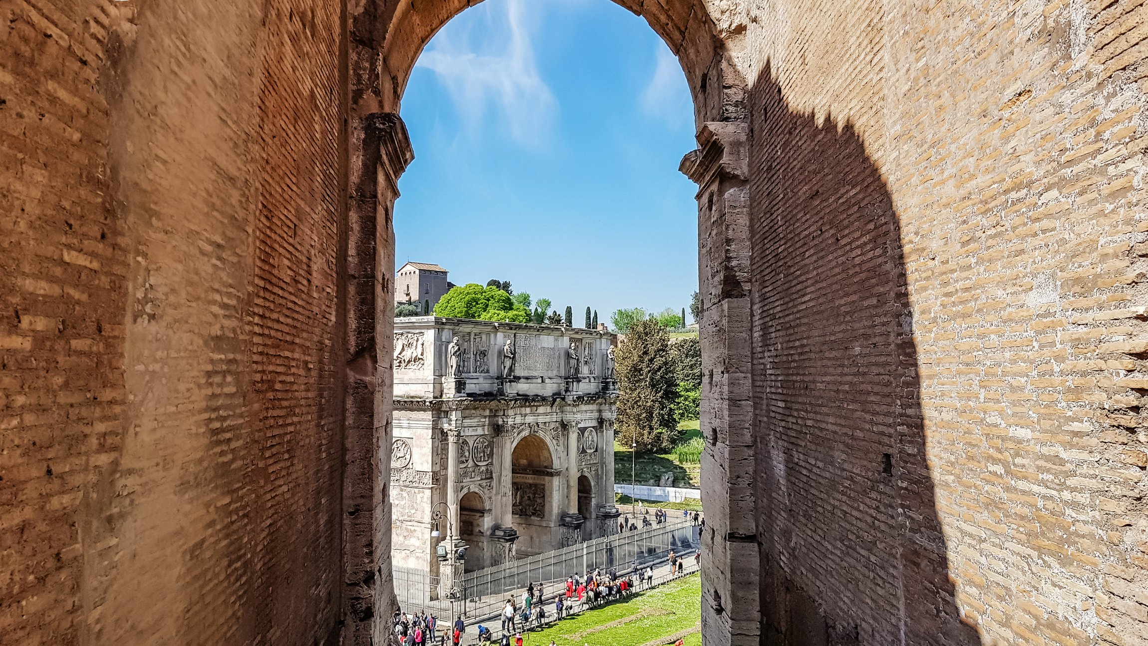 Colosseum Arena, Palatine Hill & Roman Forum Guided Tour