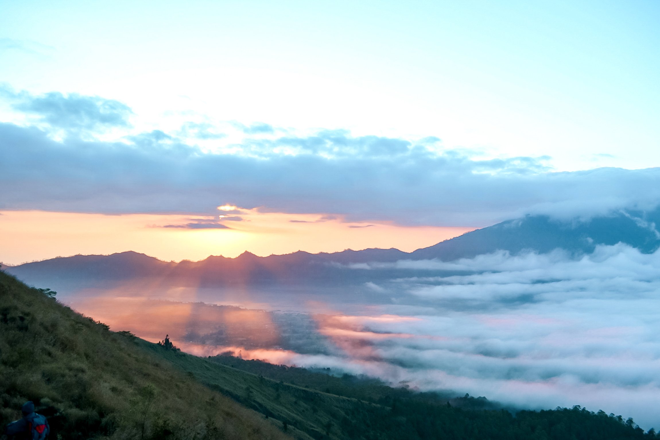 Bali Mount Batur Sunrise Trek & Hot Spring Soak