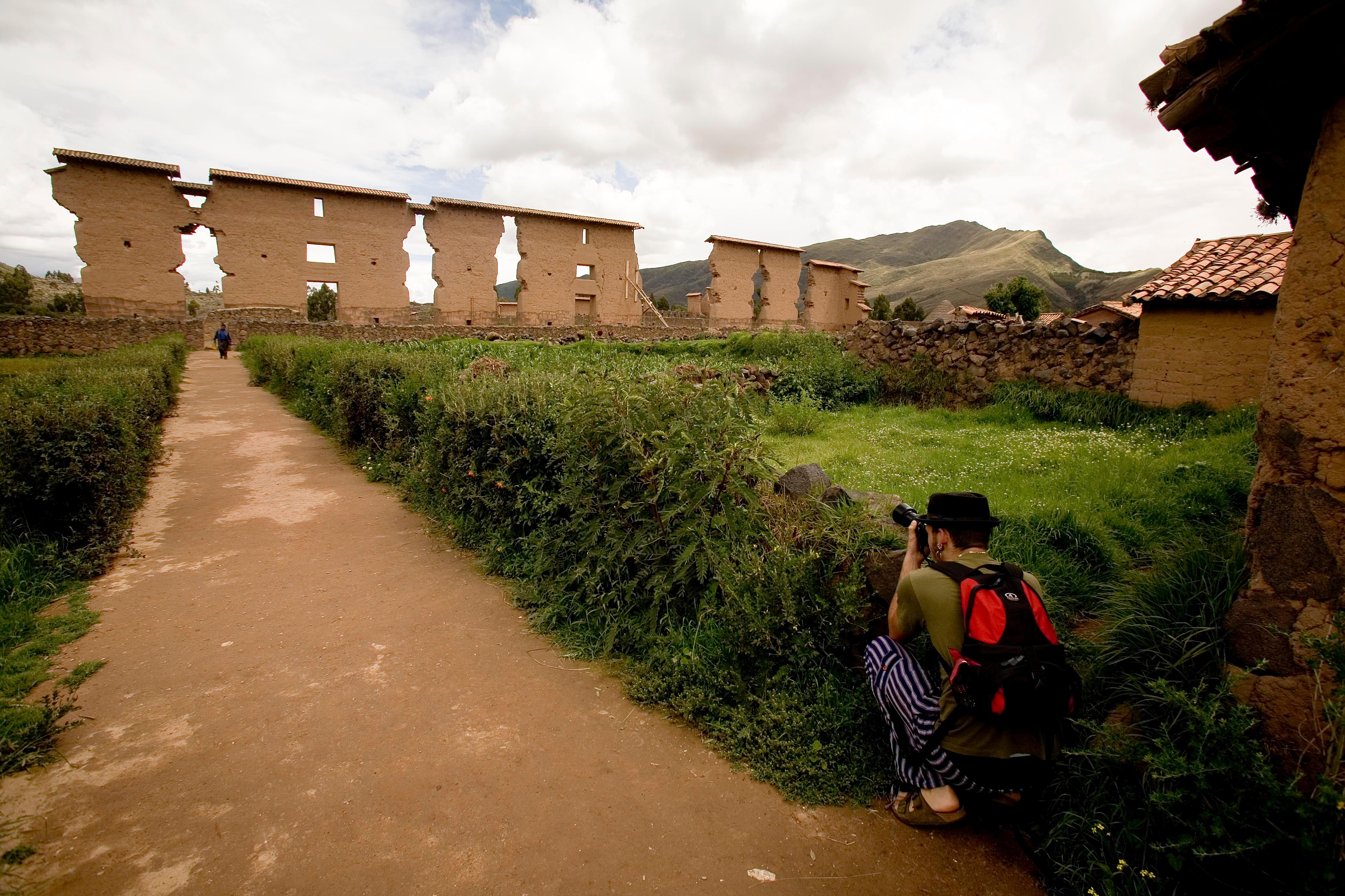Scenic Bus Journey from Cusco to Puno with Cultural Stops
