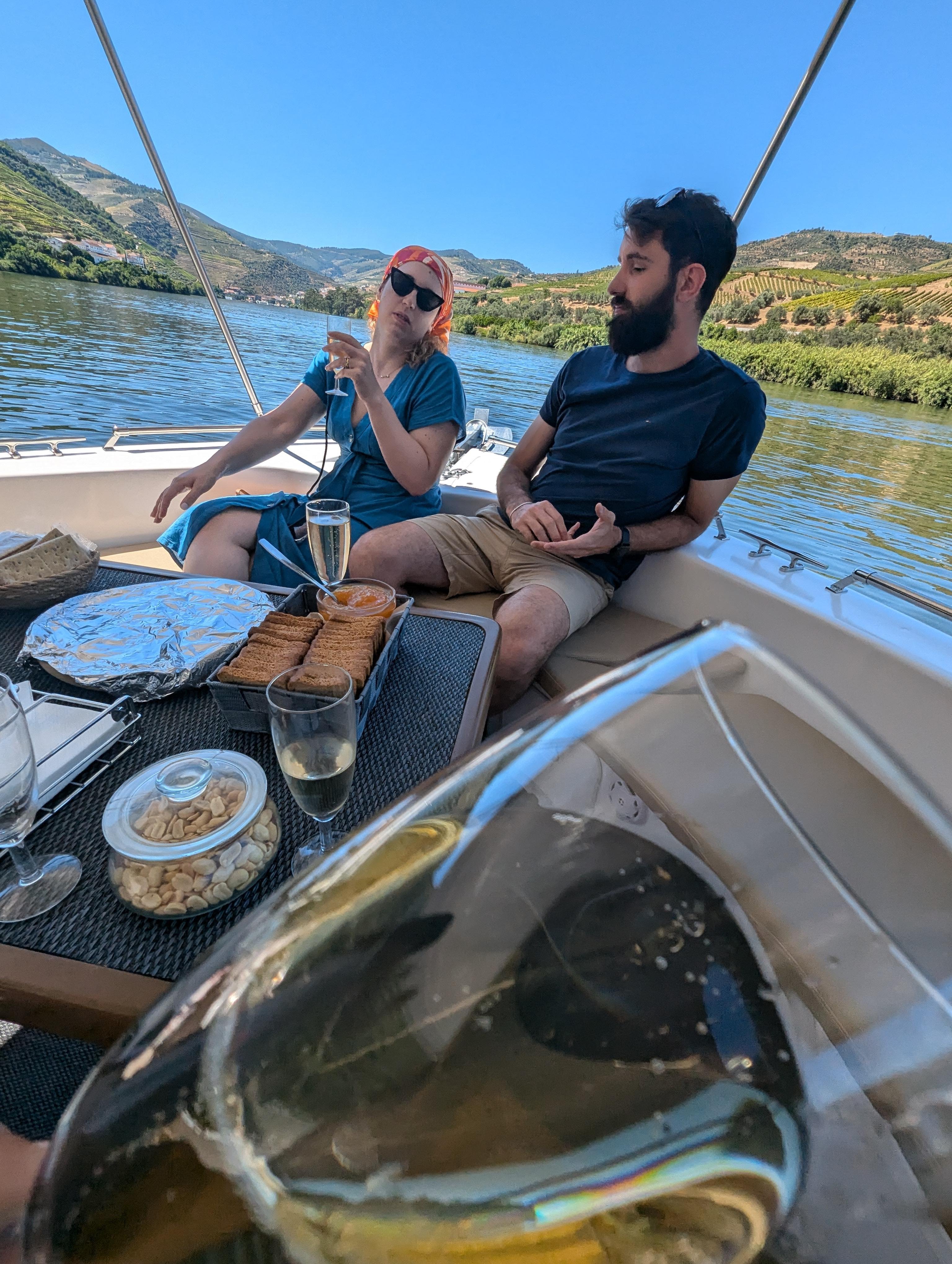 Porto: Douro Valley & Vinho Verde Day Tour with Tastings, Lunch & Boat Cruise