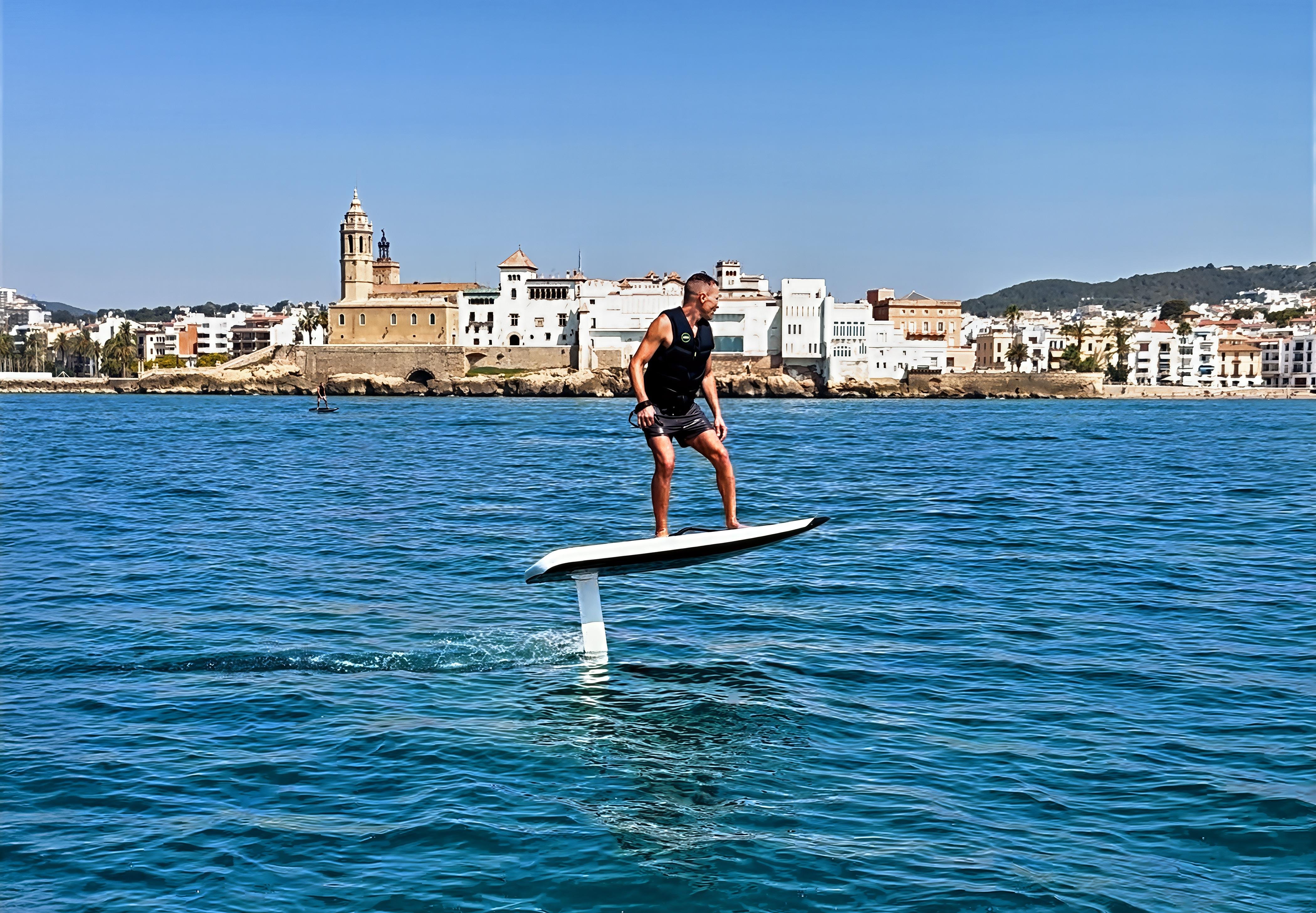 E-Foil Experience with Expert Guidance in Sitges