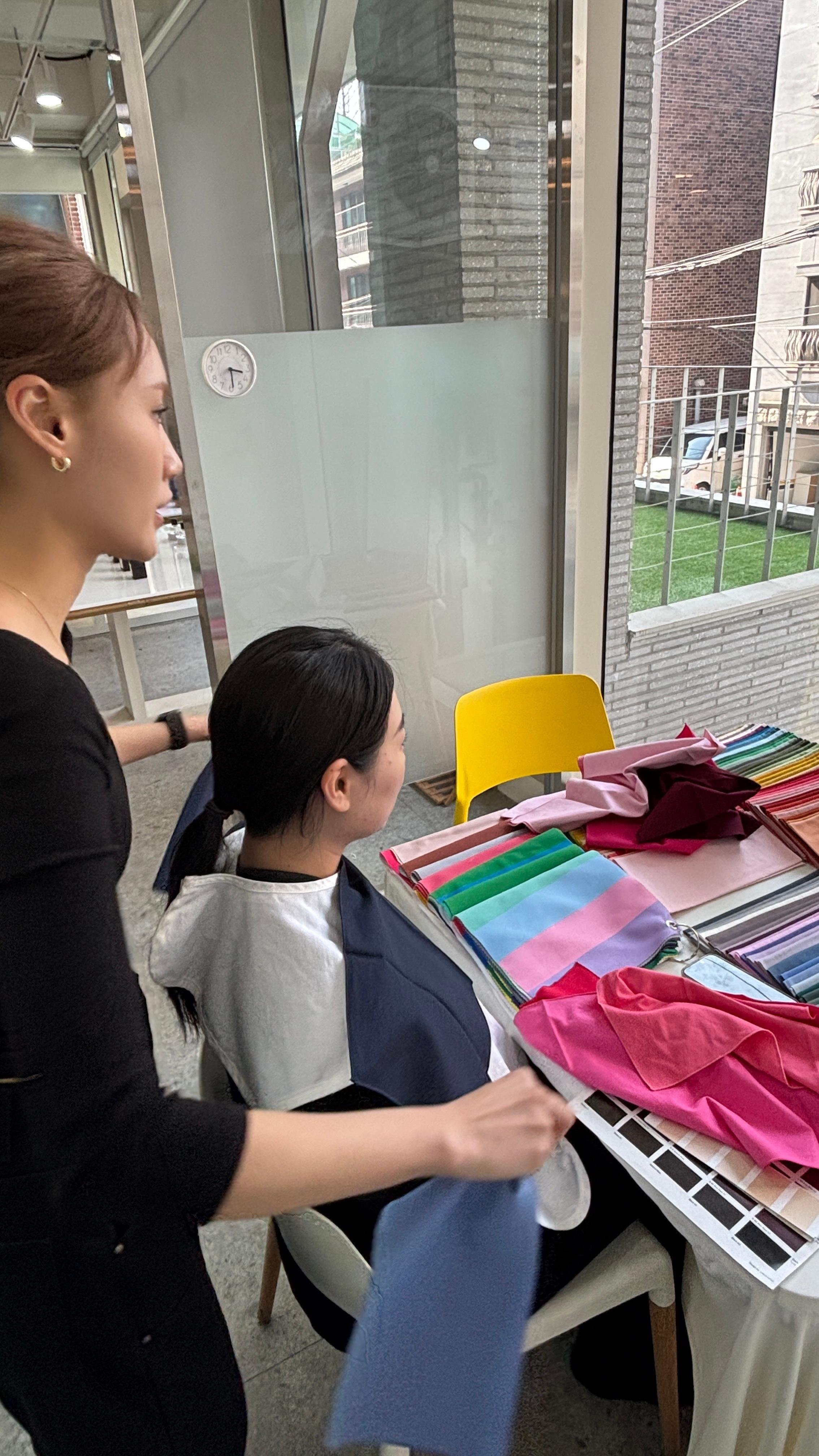 Seoul: Personalized KBeauty Experience with OliveYoung Guide — Seoul K-beauty experience photo 5