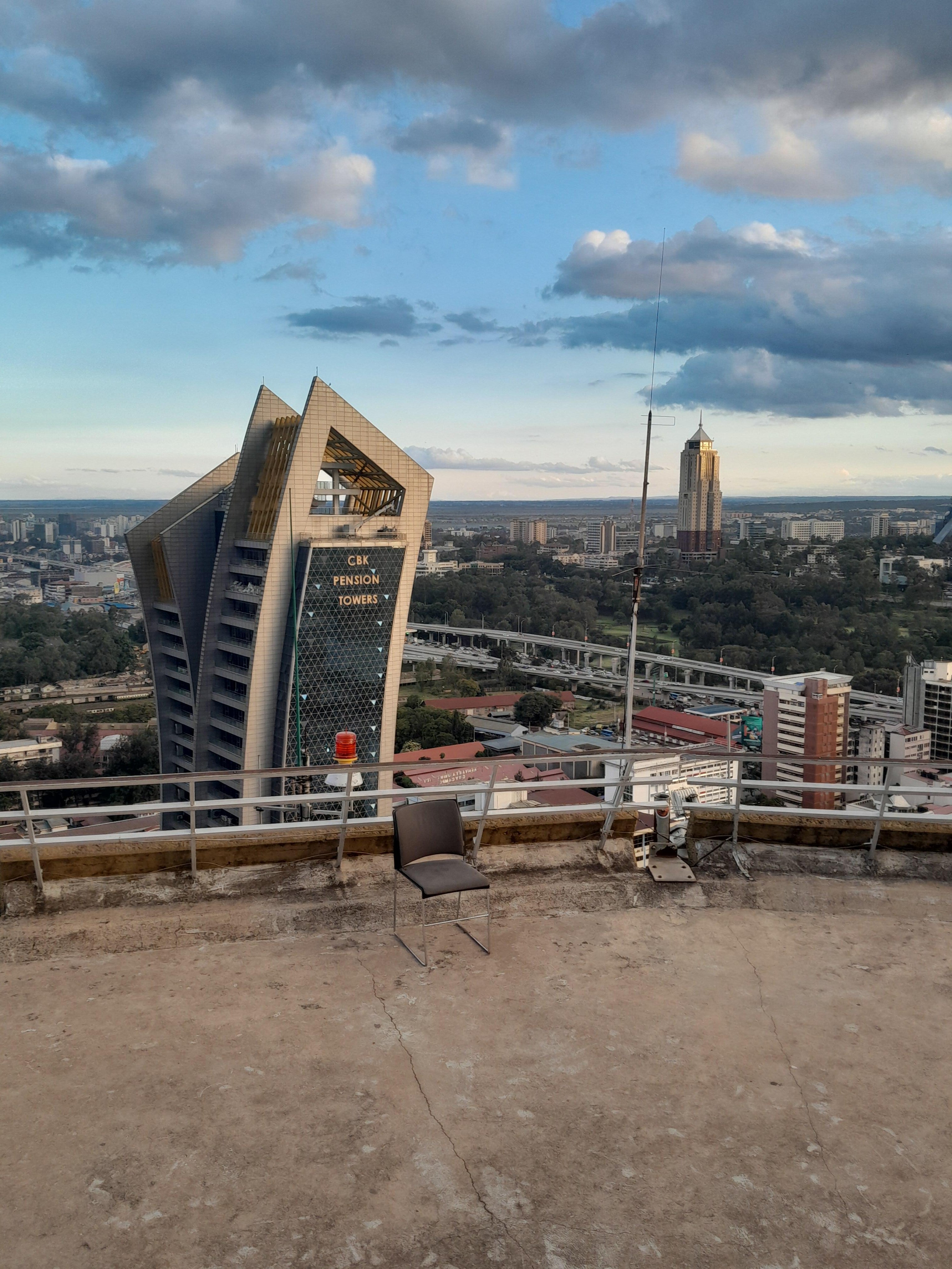 Nairobi Hidden Gems: Walking Tour of History & Local Markets