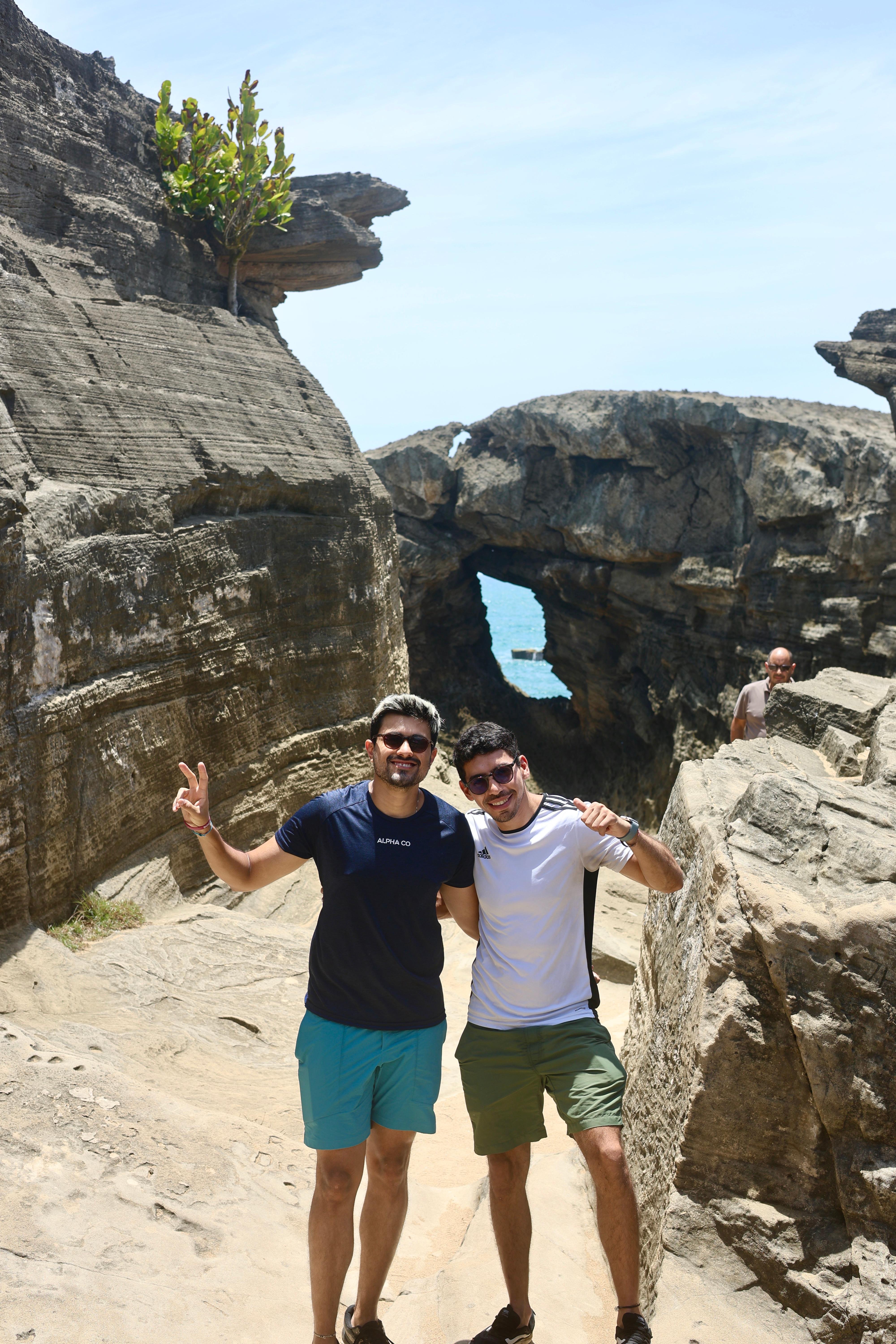 Puerto Rico All-in-One: Waterfalls, Cueva del Indio & Beach Tour