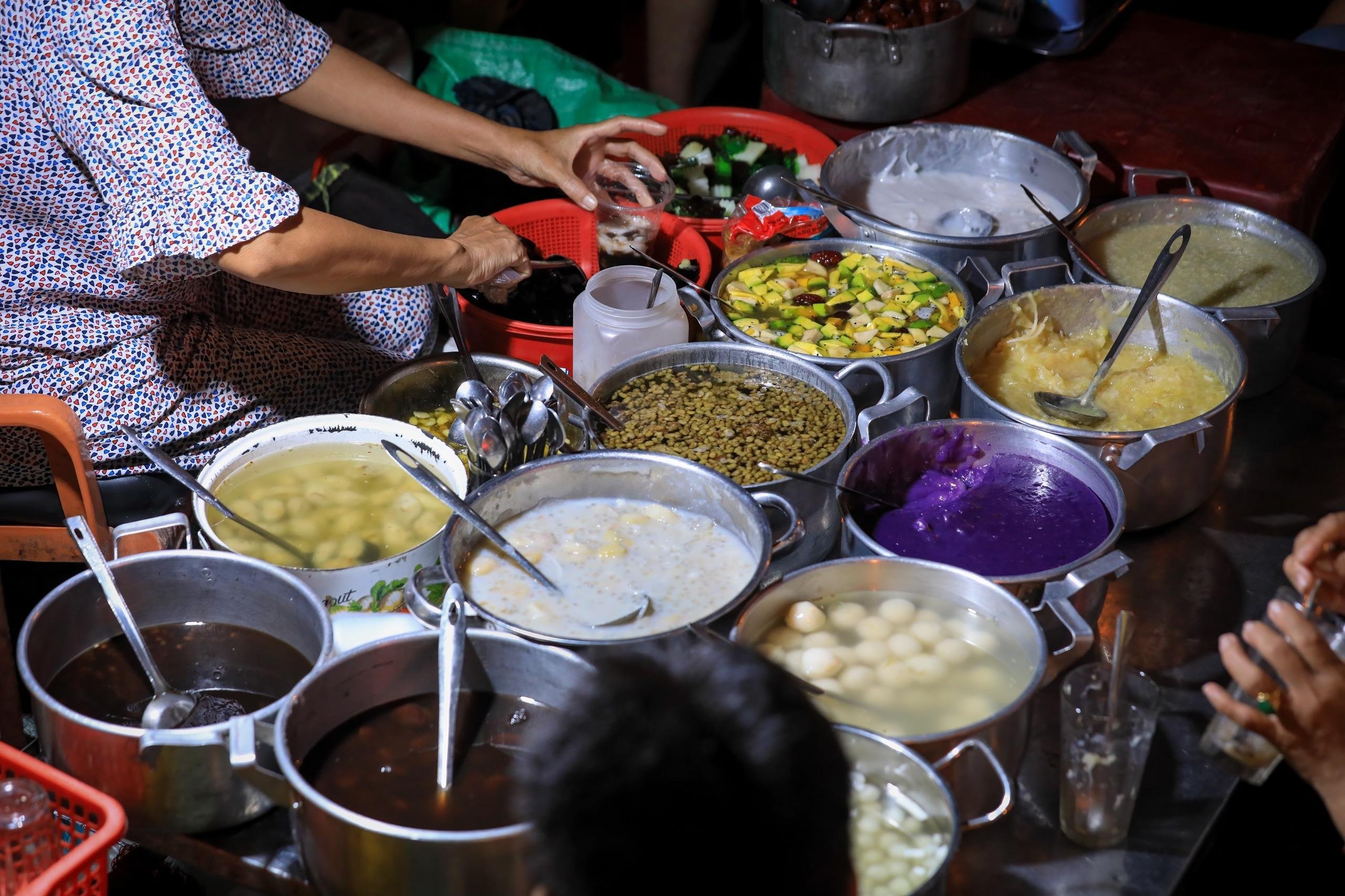 street food tour in Hue — photo 5