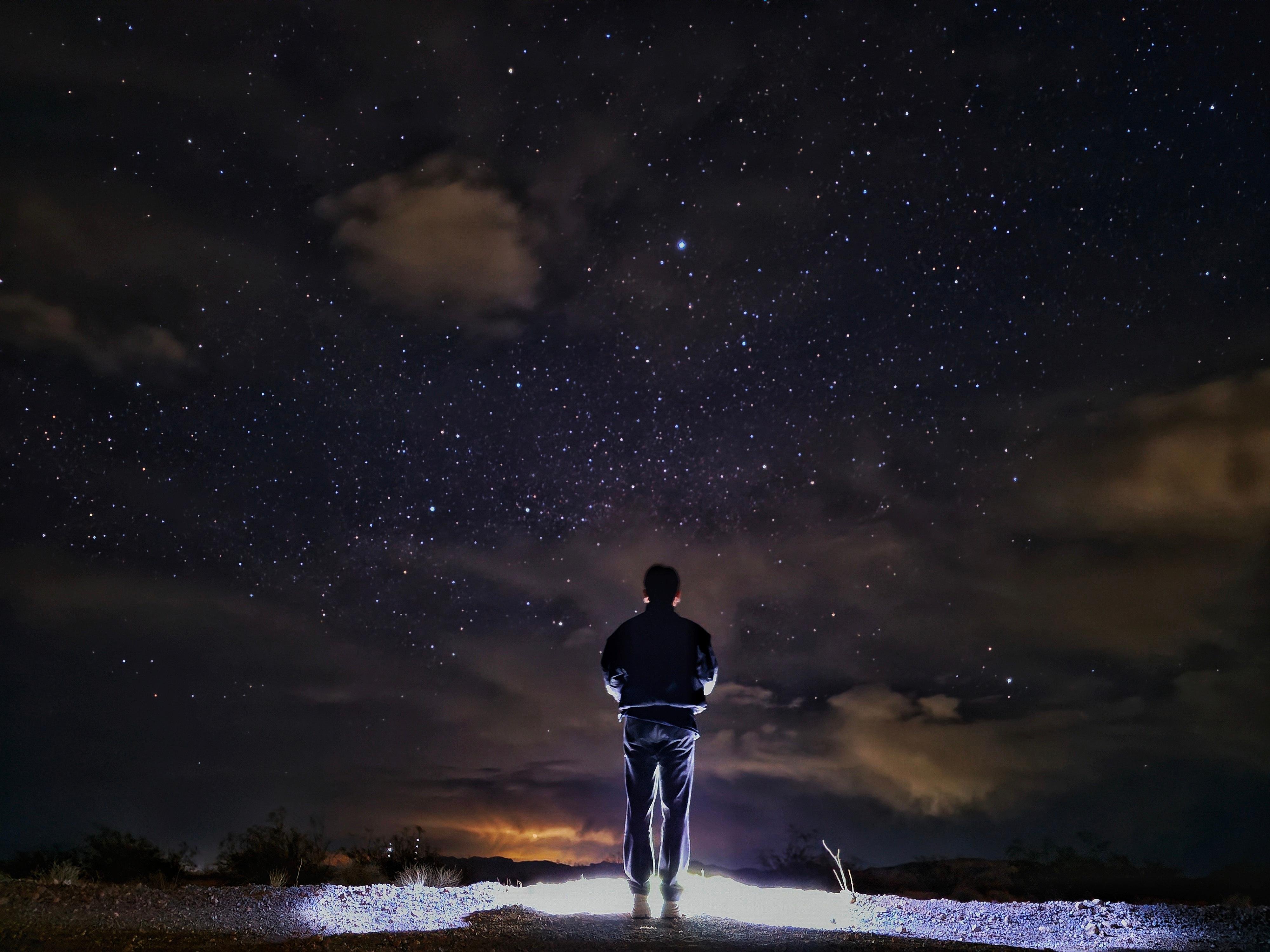 Las Vegas: Death Valley Sunset and Stargazing Day Tour
