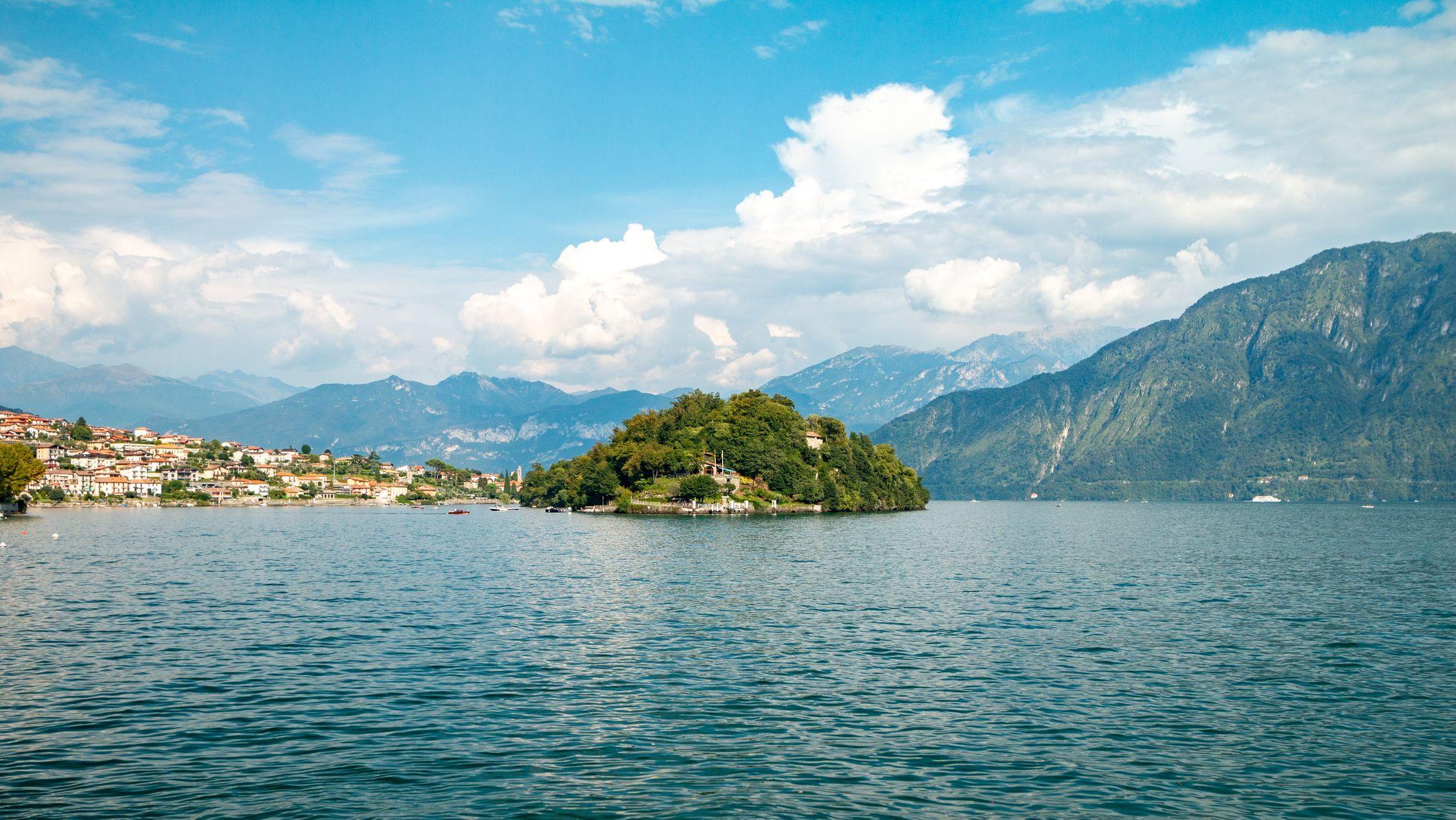 Lake Como Premium Shared Boat Cruise