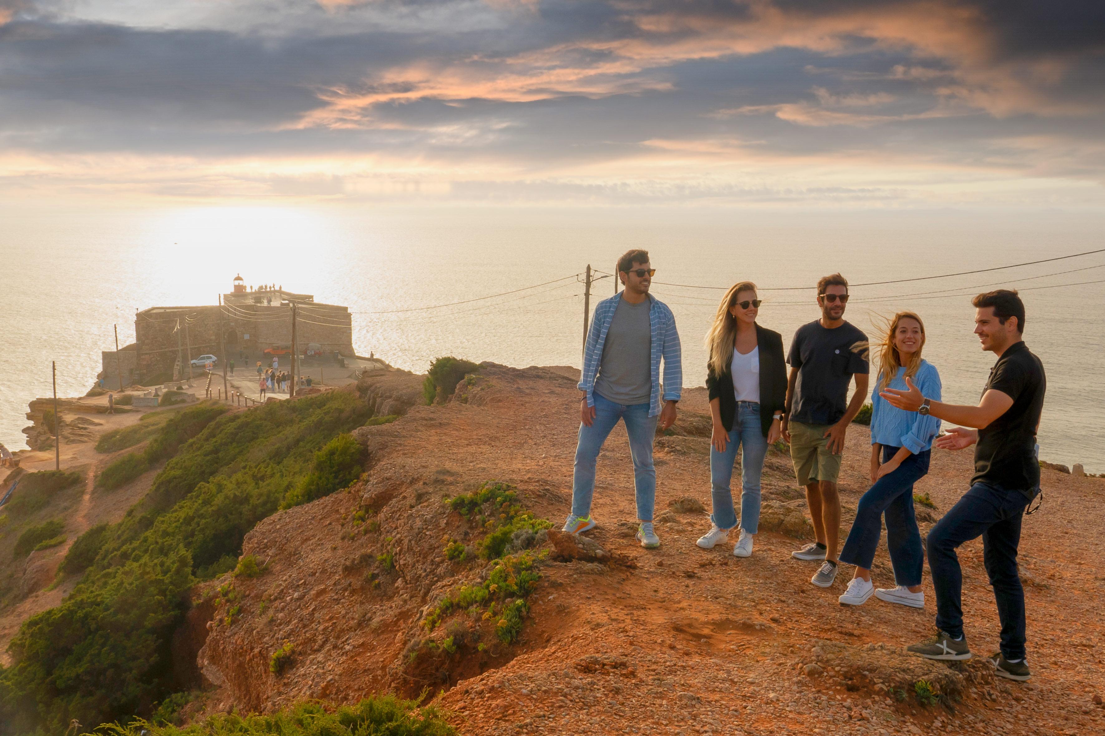 Lisbon to Porto, Óbidos & Nazaré: Full-Day Tour