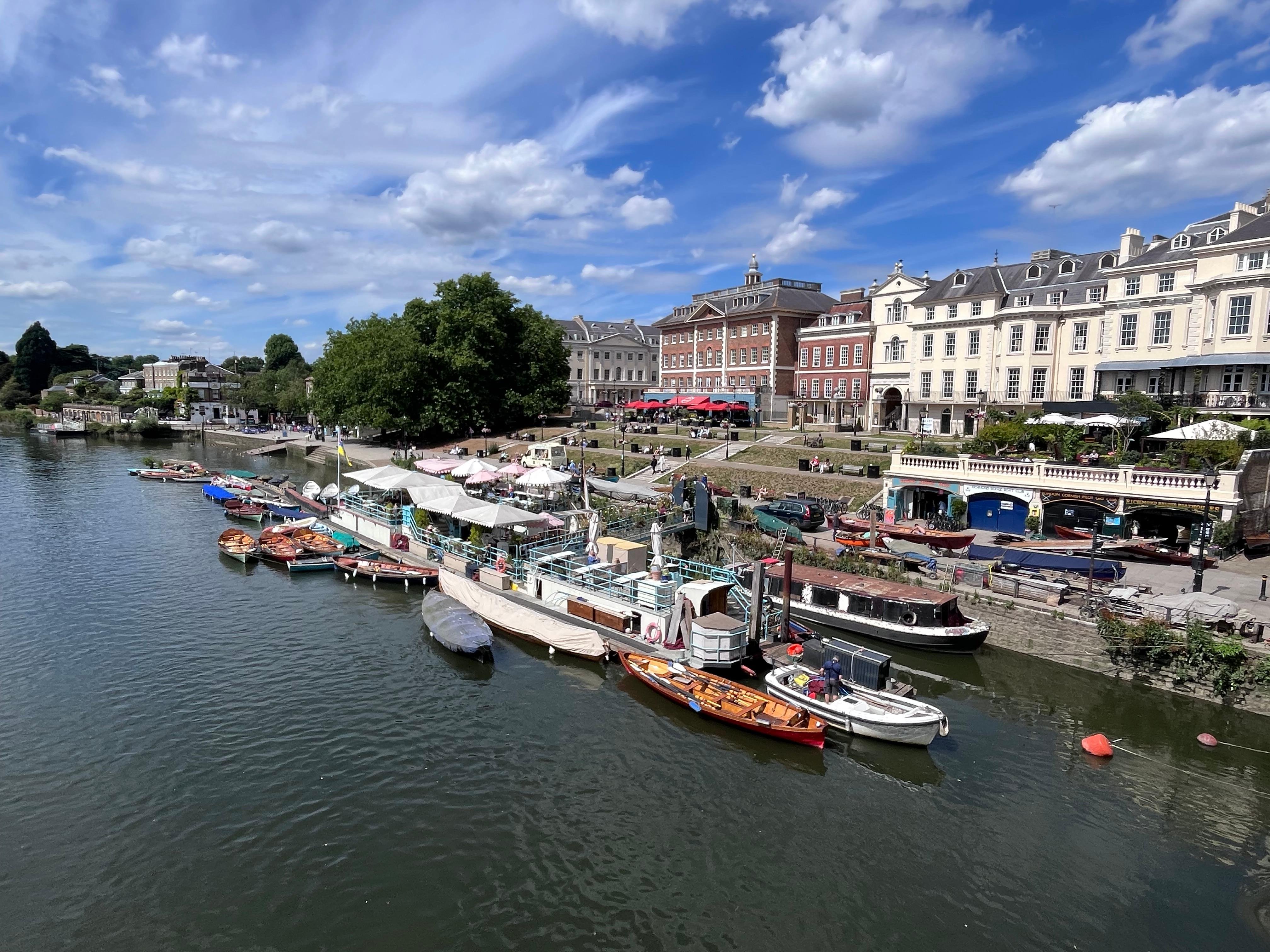 Richmond Walking Tour: Royals, Rebels & Rock Legends