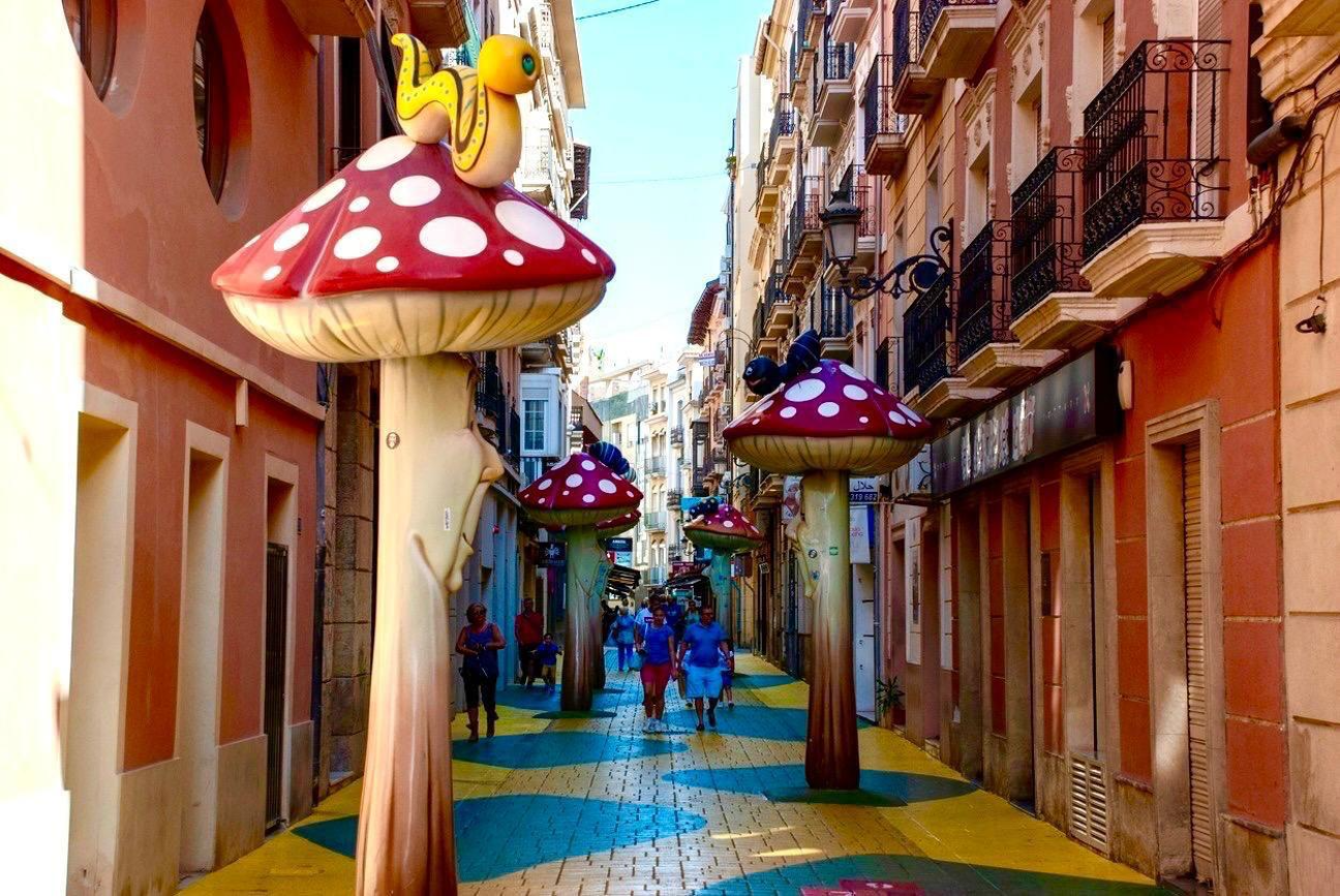 Alicante Tuk Tuk Sightseeing Experience