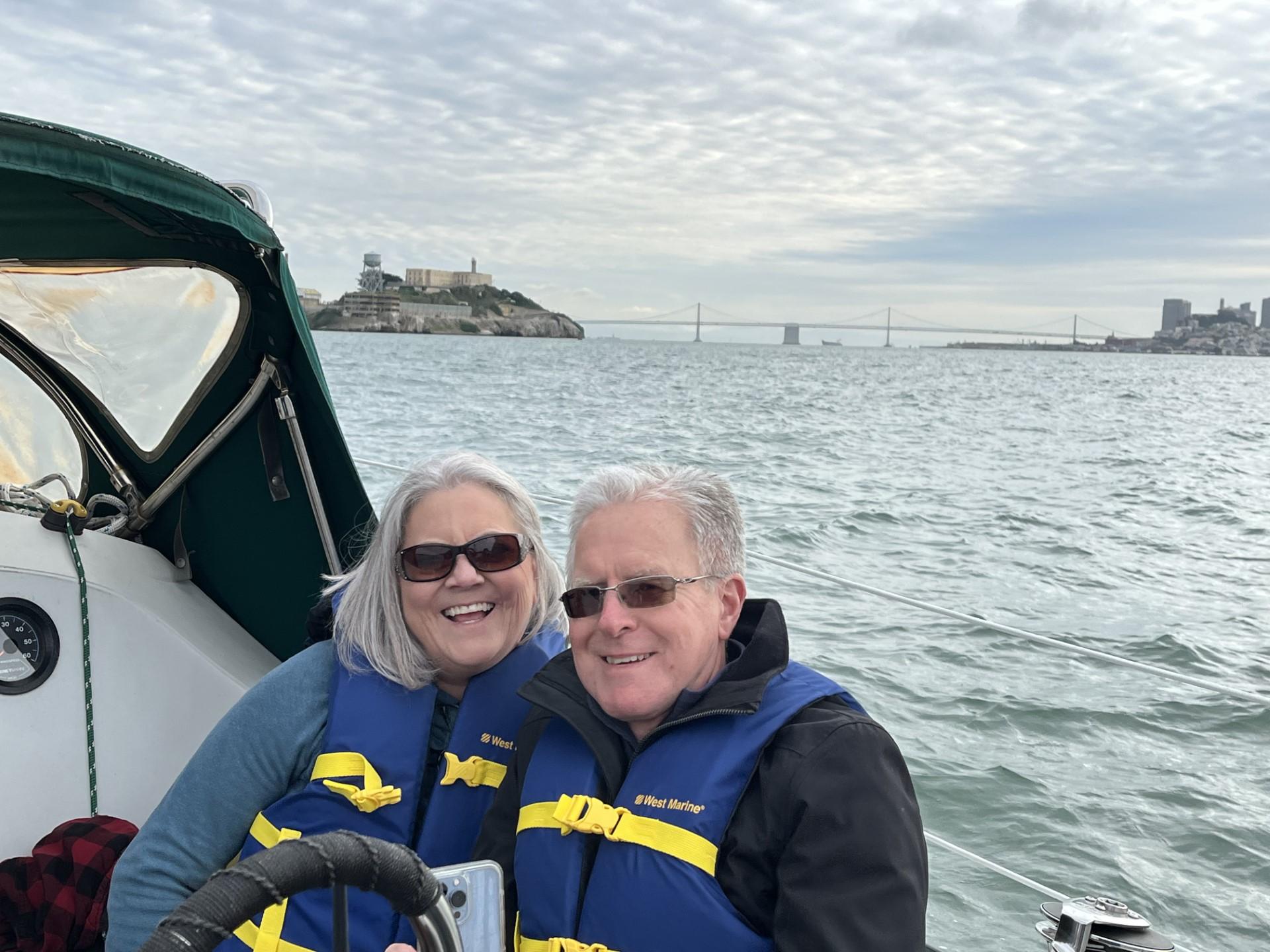 San Francisco: 2-Hour Interactive Sunset Bay Sailing Cruise