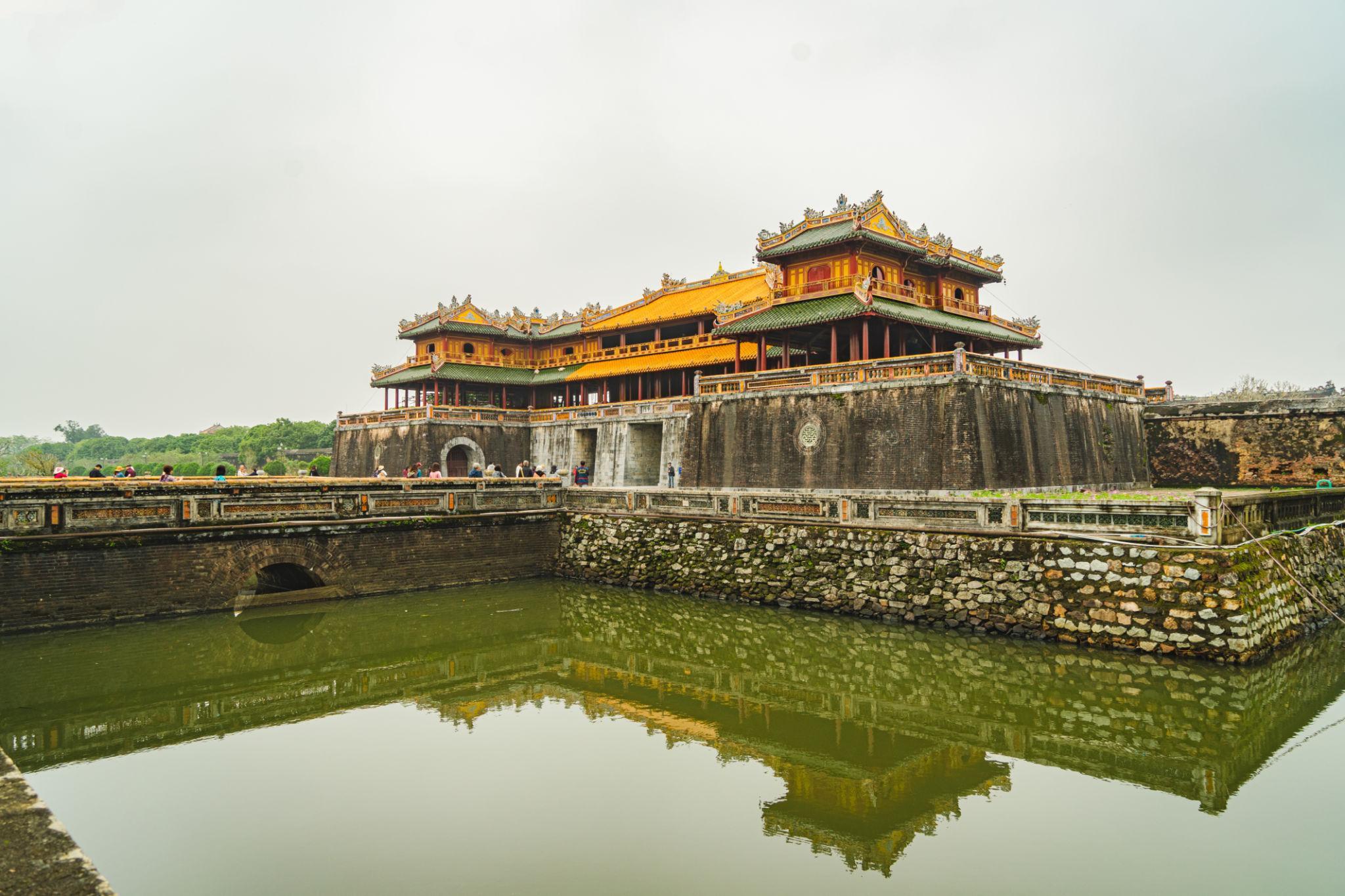 Hue Imperial City, Royal Tombs & Perfume River Discovery