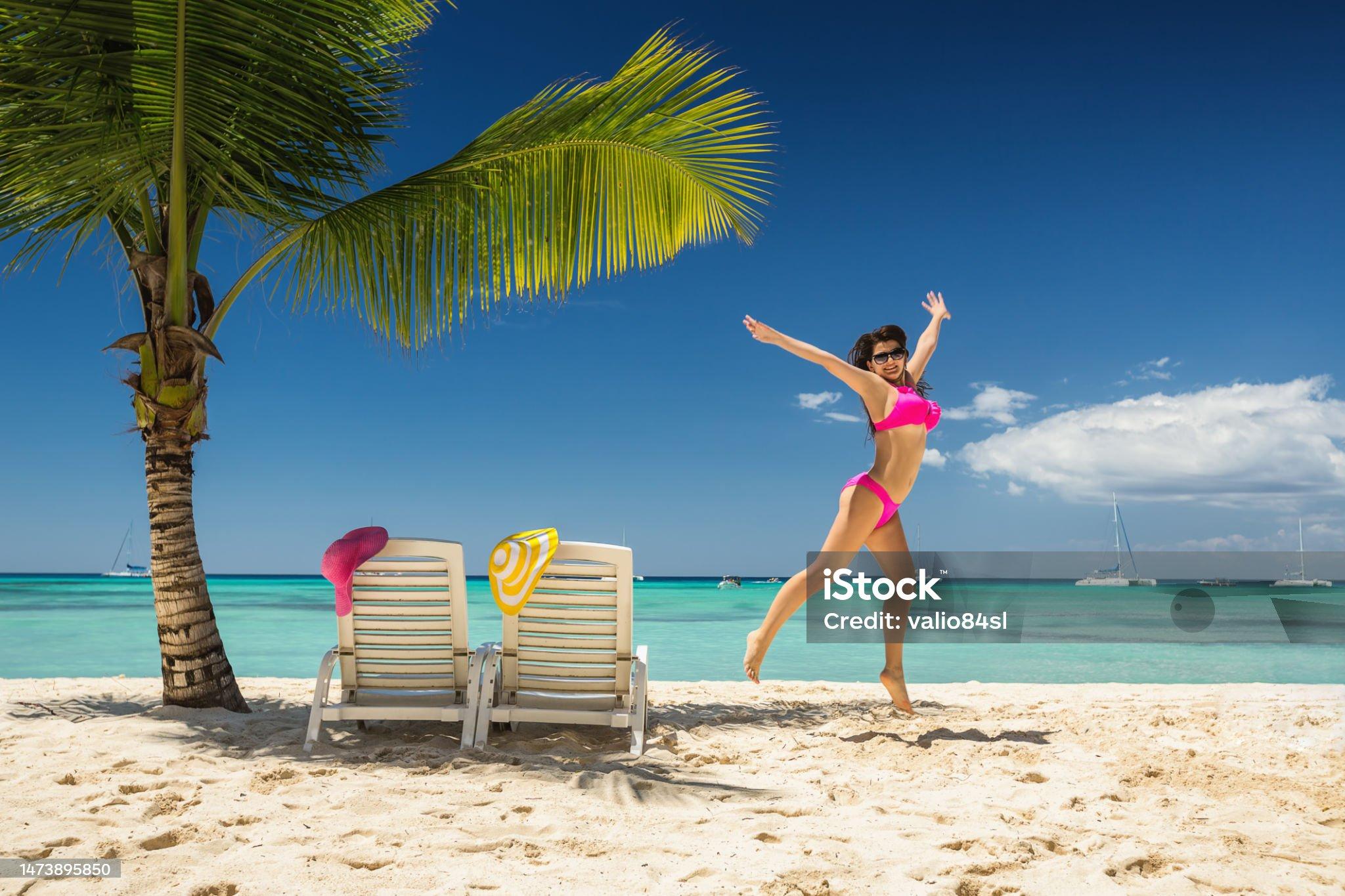Saona Island Catamaran Day Trip from Punta Cana with Lunch & Open Bar