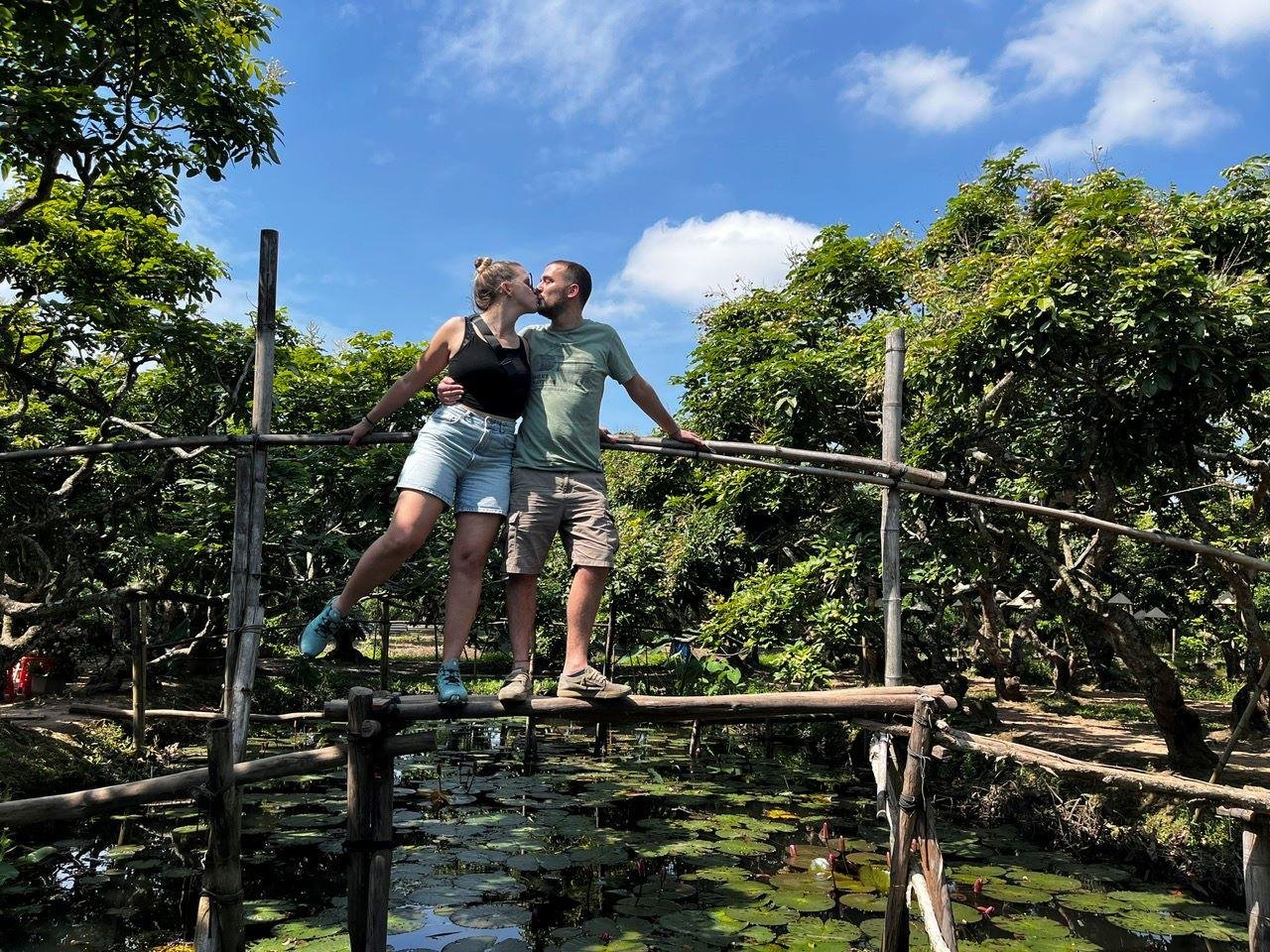 Mekong Delta Day Trip: Cai Rang Floating Market & Cồn Sơn Islet
