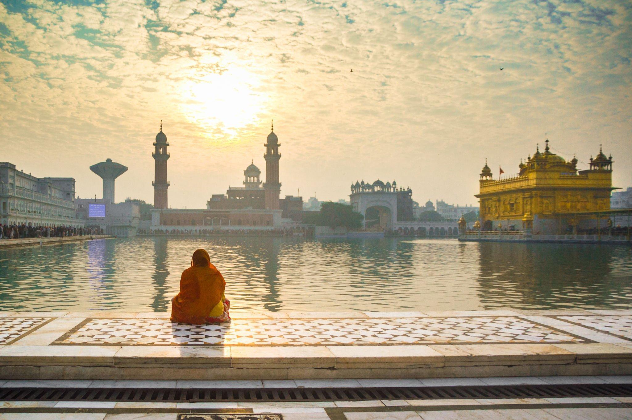 Two-Day Amritsar Golden Temple & Wagah Border Express Train Tour from Delhi