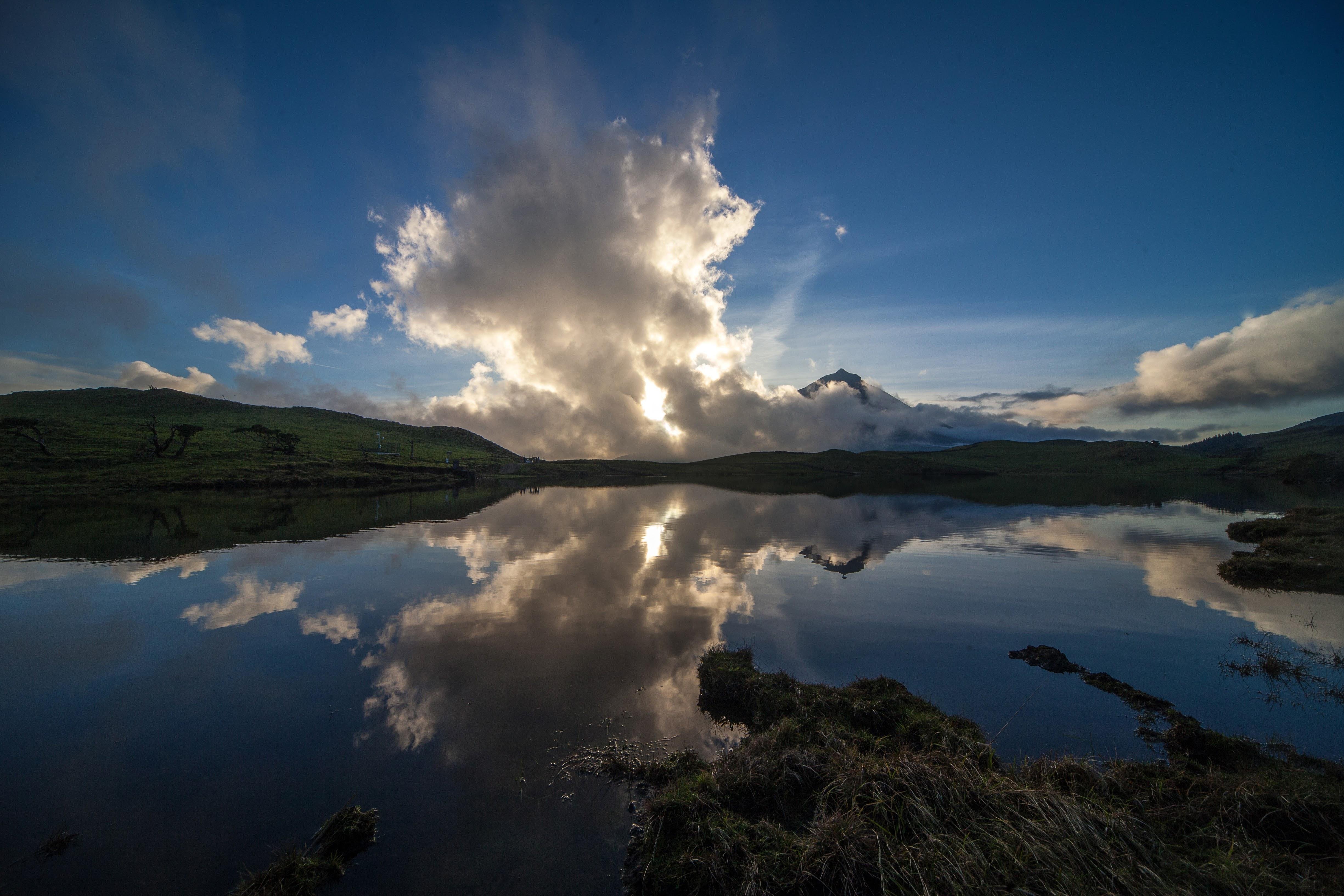Pico Island Volcanoes & Lakes Guided Day Tour from Madalena