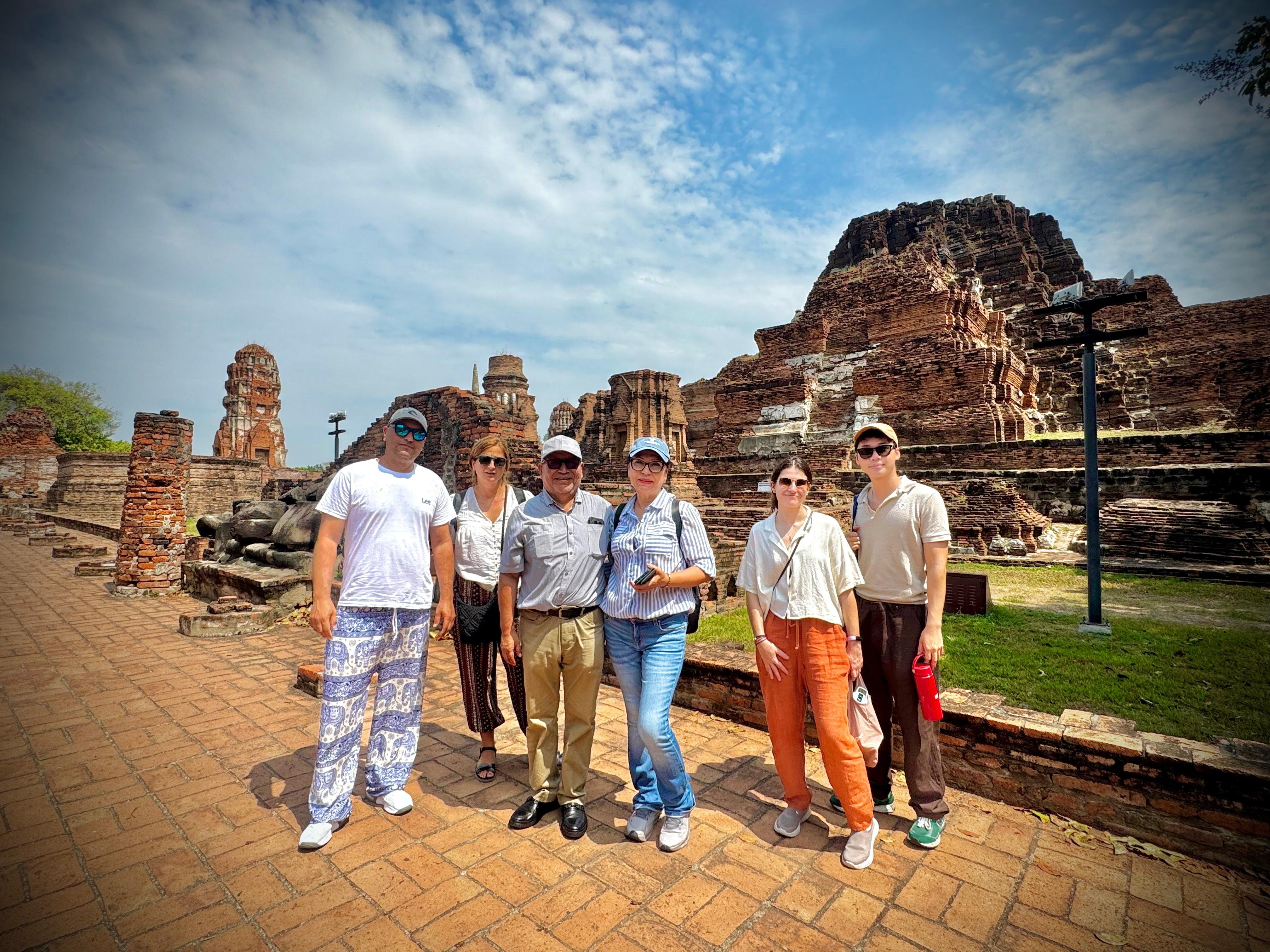 Bangkok to Ayutthaya Day Trip with Boat Ride & Temple Tickets