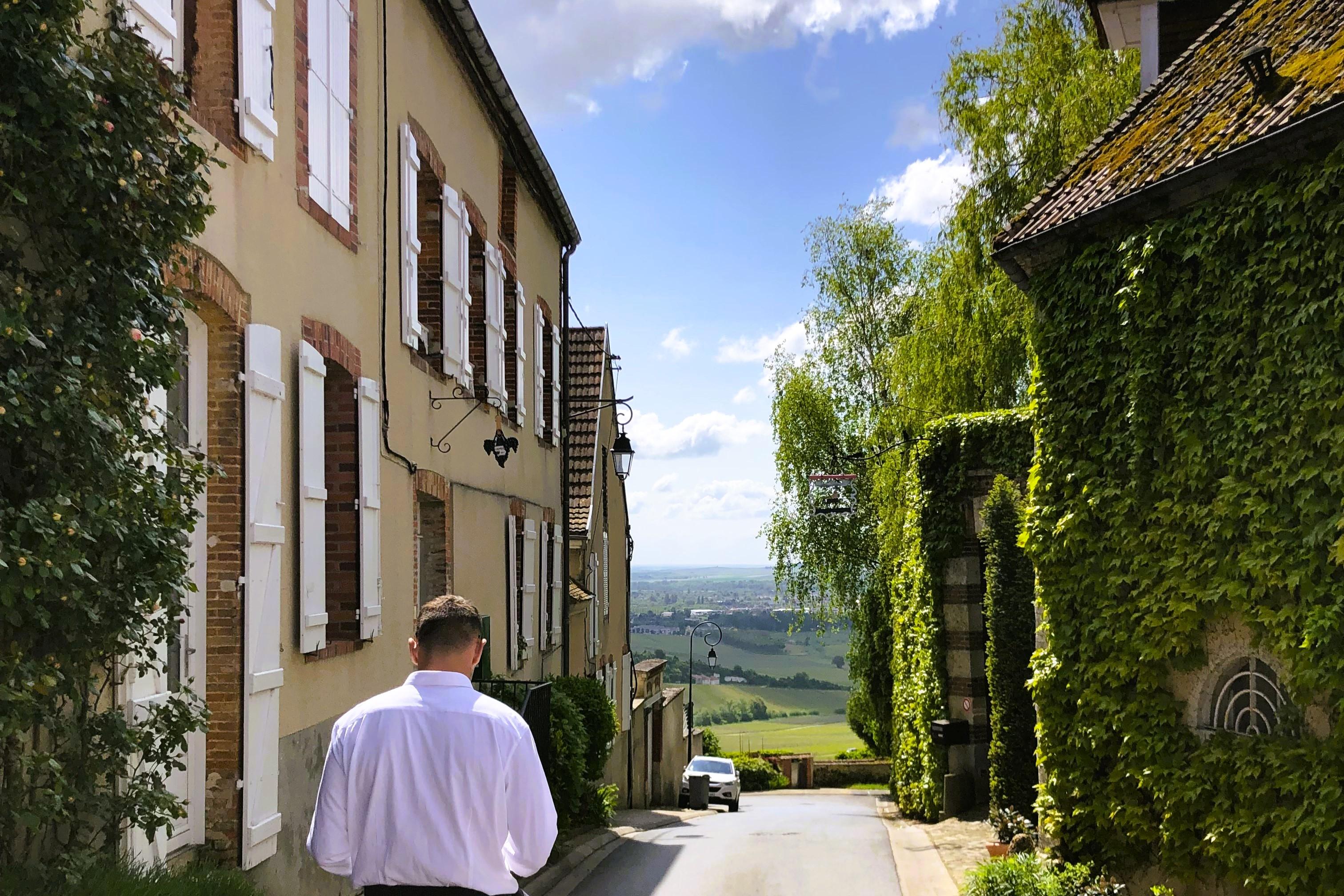 champagne tasting in Reims — photo 9