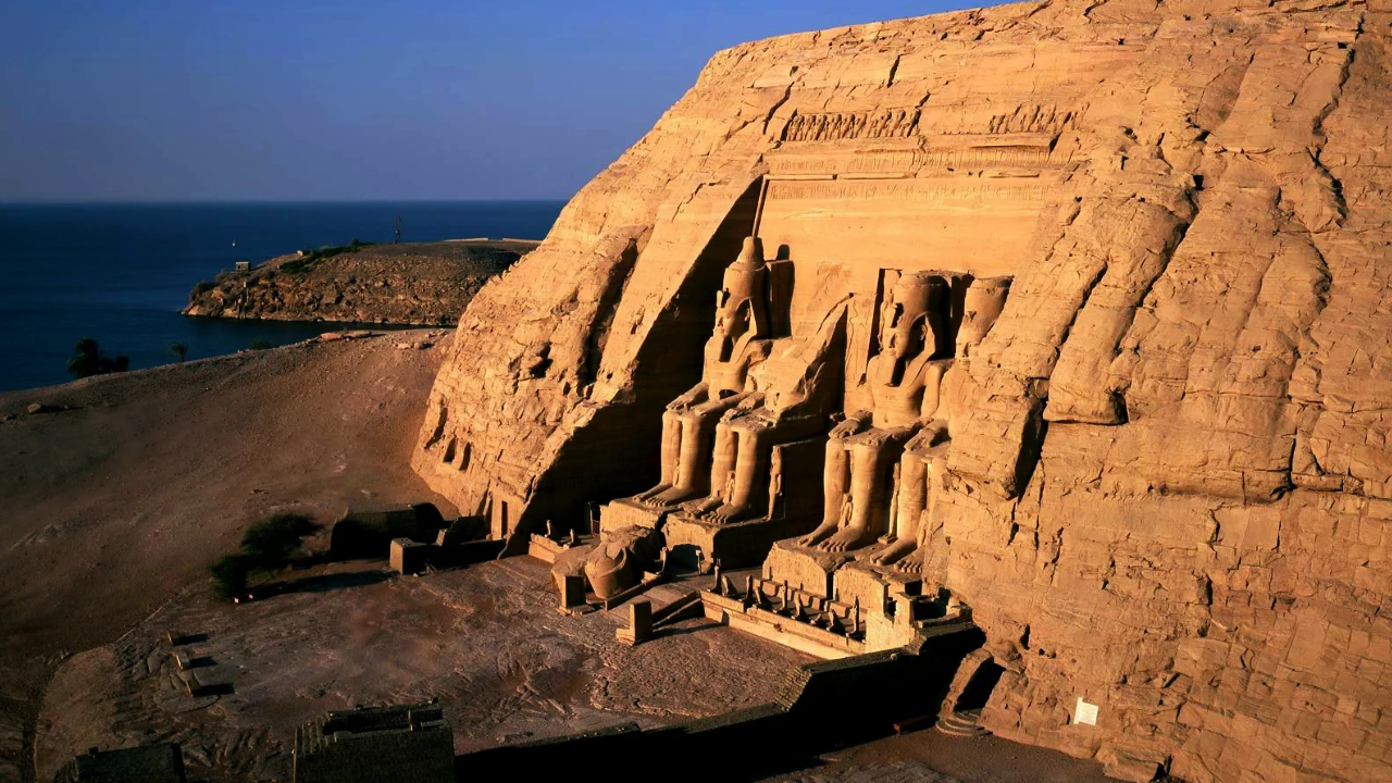 Aswan: Abu Simbel & Nefertari Temple Express Air Tour