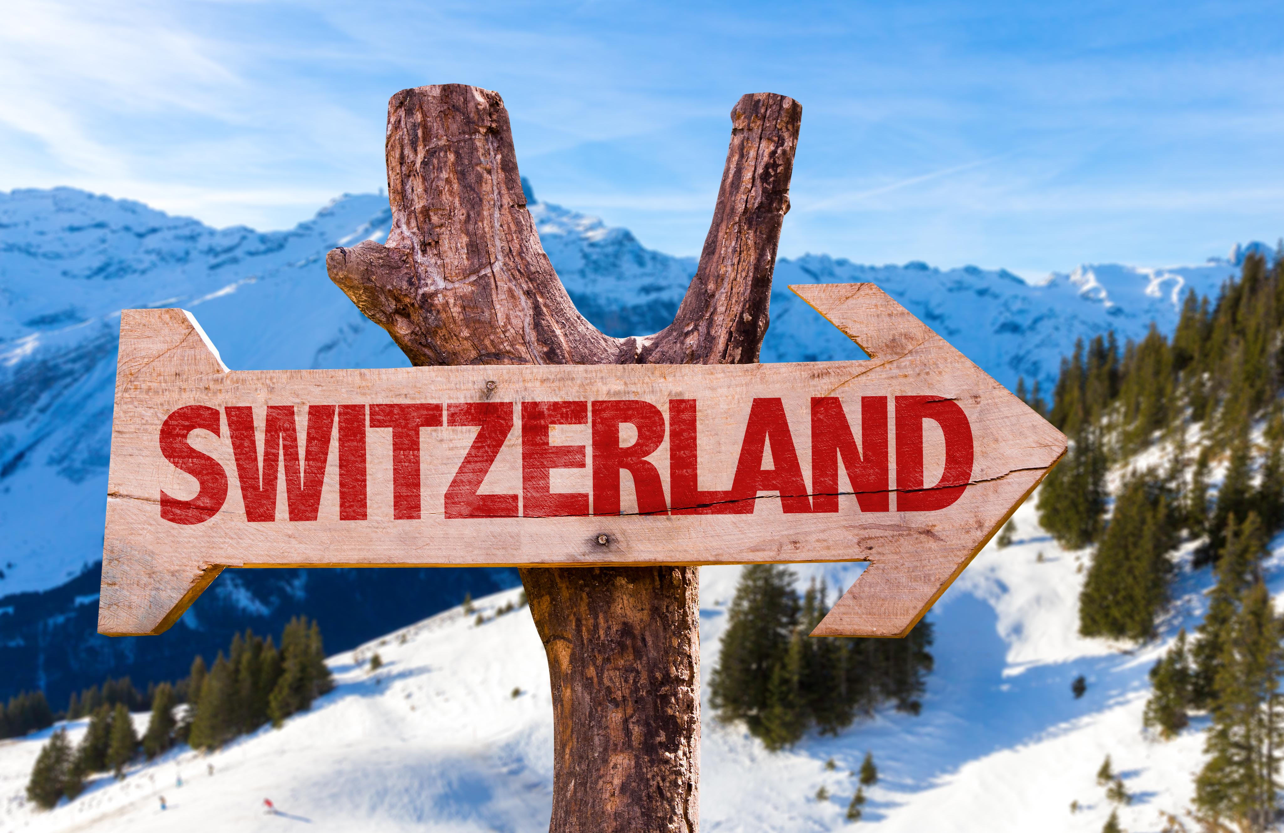 Milan to Swiss Alps: Bernina Red Train & St. Moritz Day Trip