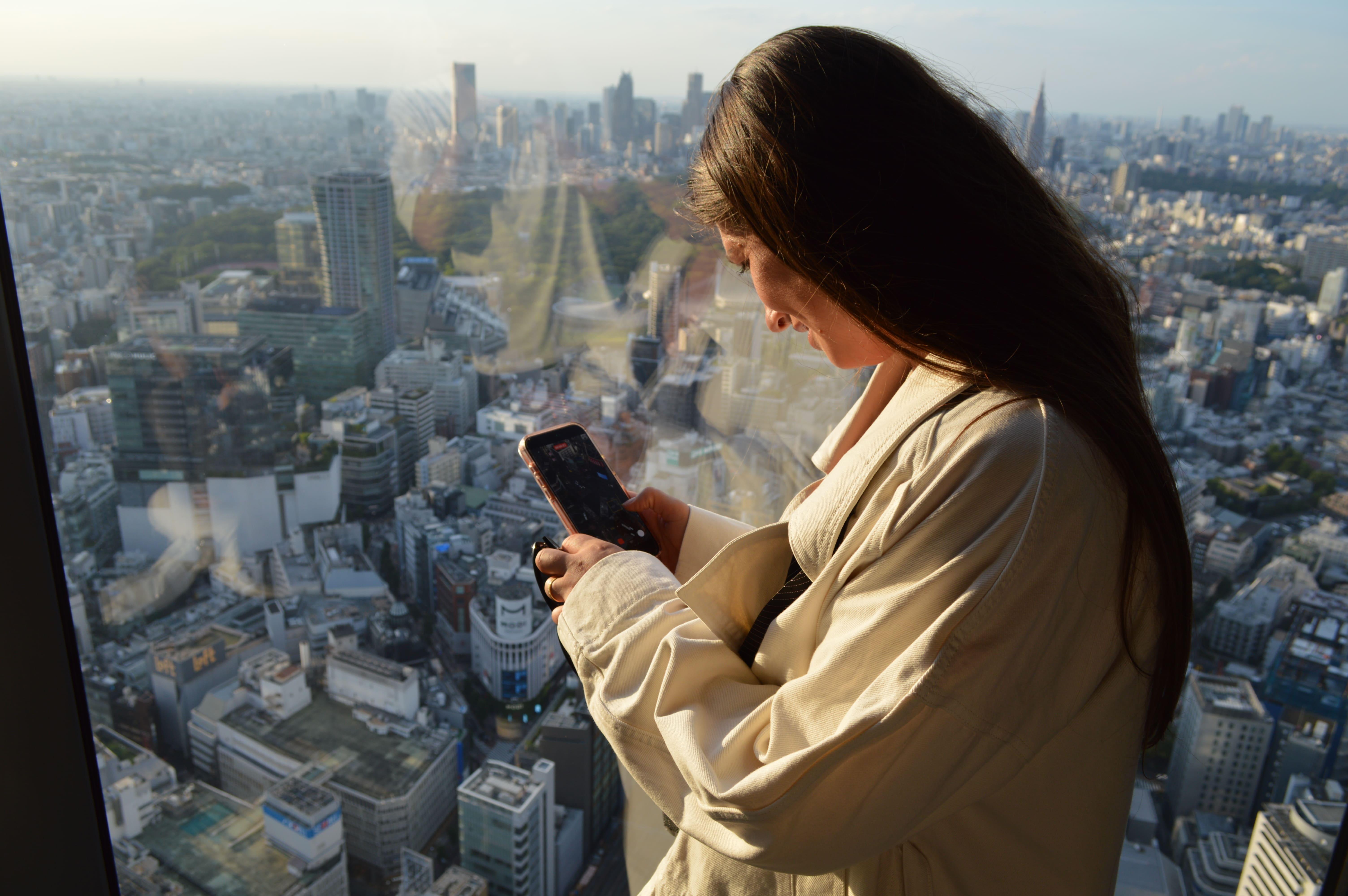 Shibuya Pop Culture Walk & Sky Observation Tour