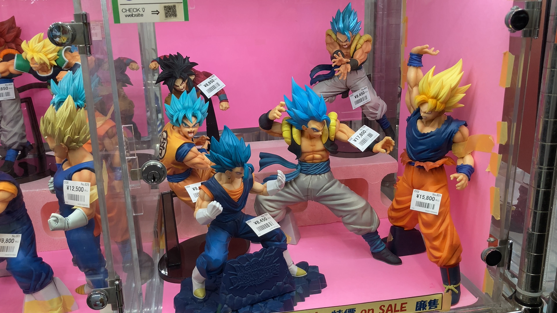Tokyo Akihabara, Anime, Manga, Video Games & Maid Cafe Tour — Tokyo anime tour in Akihabara