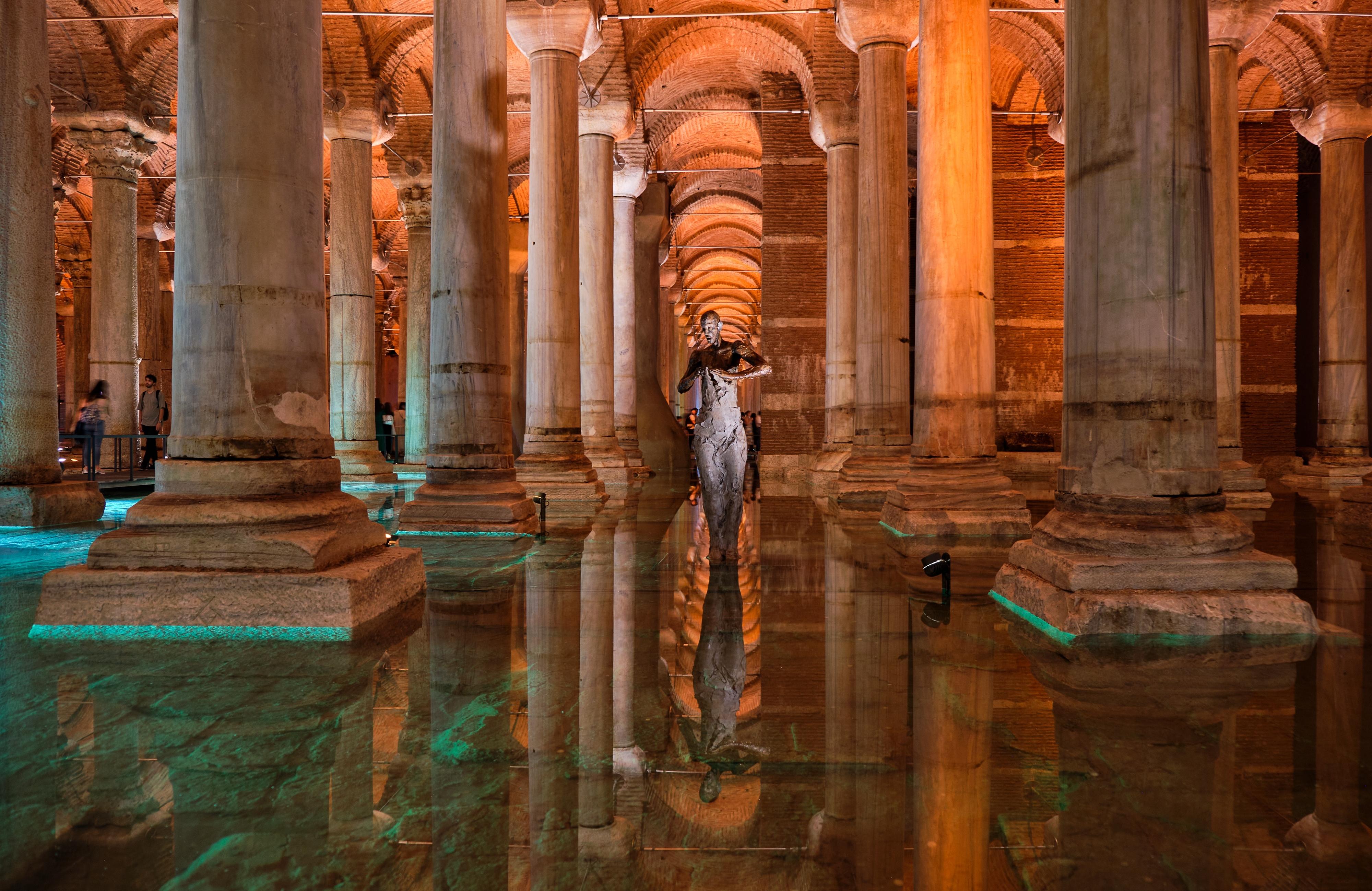 Istanbul Imperial Heritage: Topkapi Palace, Harem & Basilica Cistern