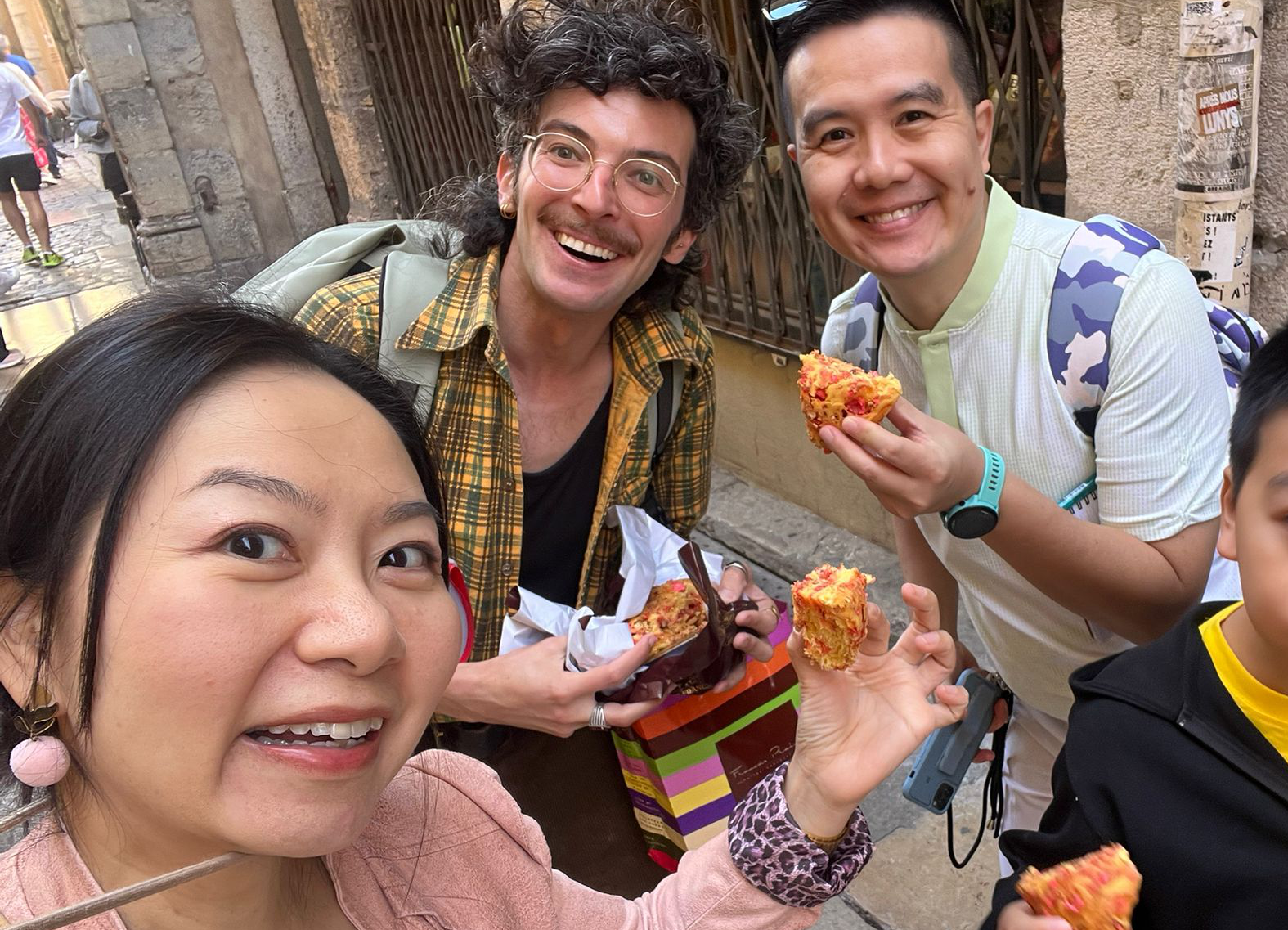 Lyon Food Tasting & Culture Walking Tour