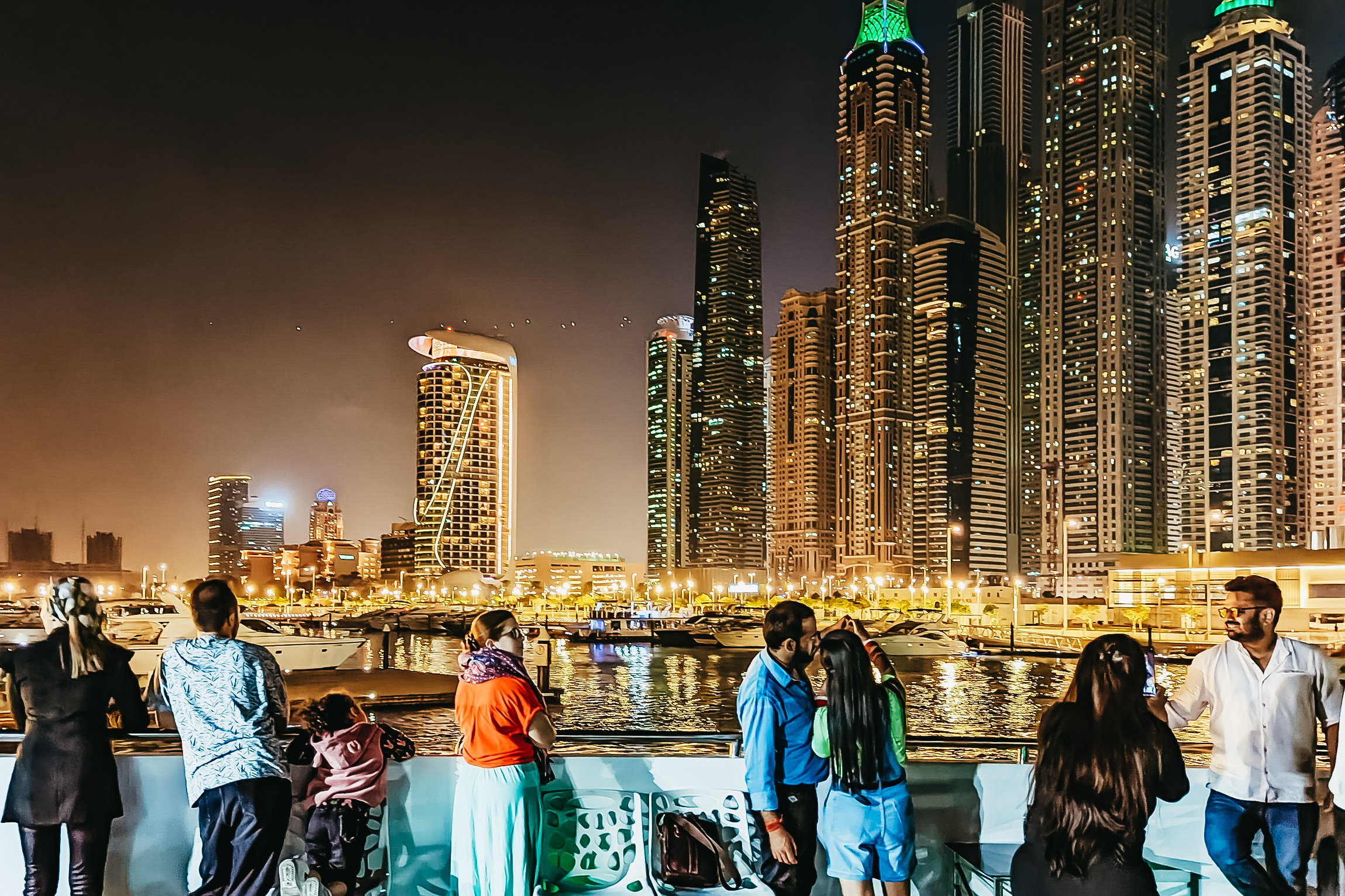 Dubai Mega Yacht Dinner Cruise with Buffet