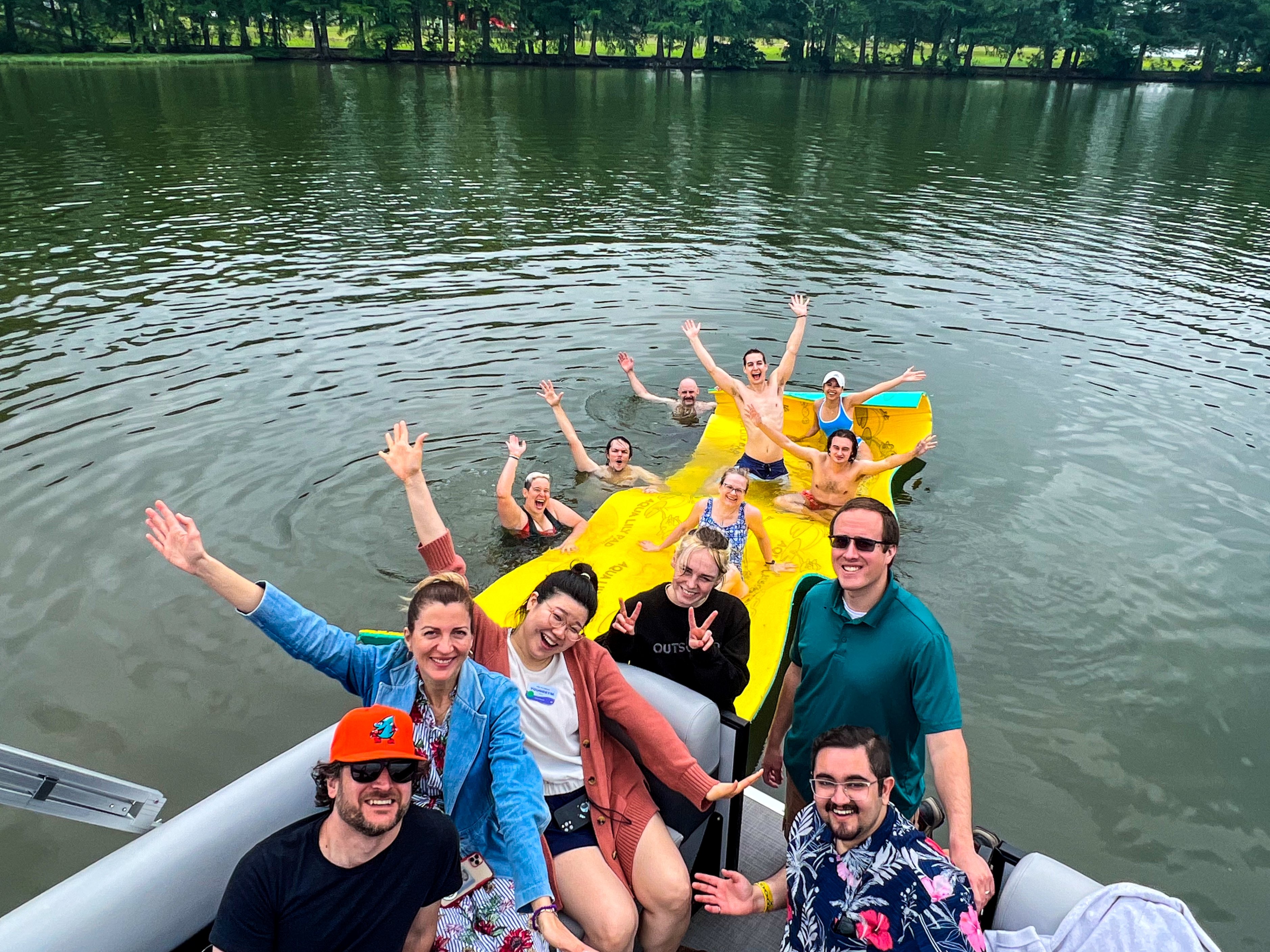 Private Lake Austin Pontoon Cruise with Captain