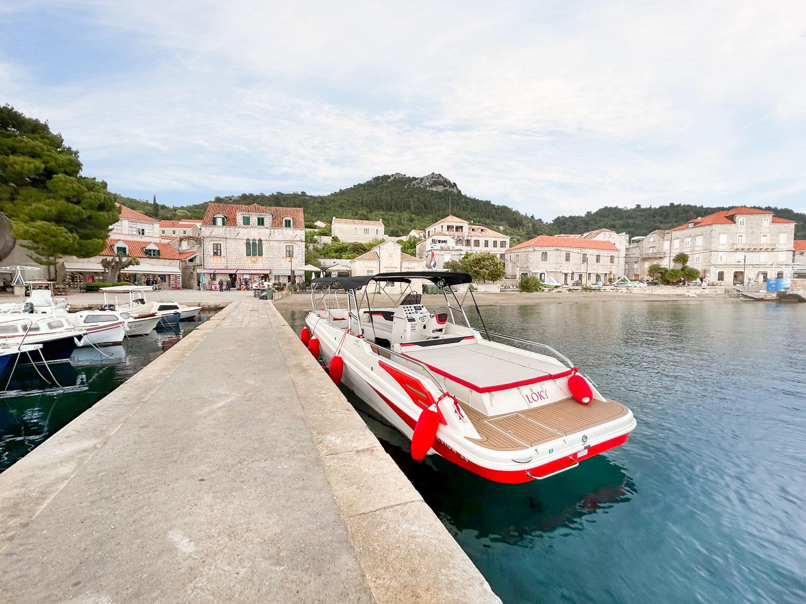 Blue Cave & Šunj Beach Speedboat Adventure from Dubrovnik