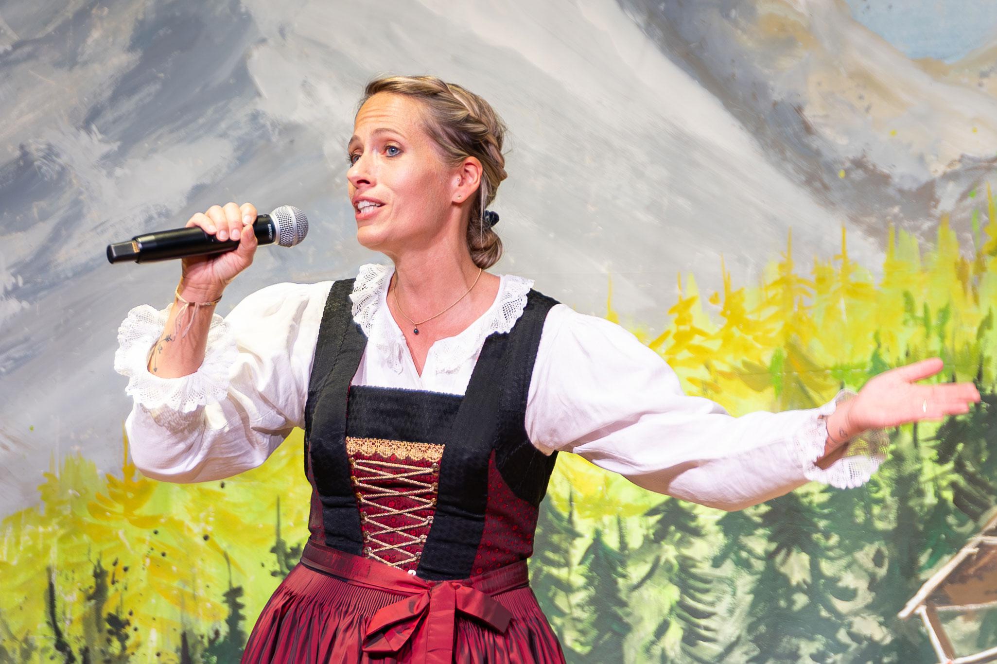 Tyrolean Evening with the Gundolf Family, Innsbruck
