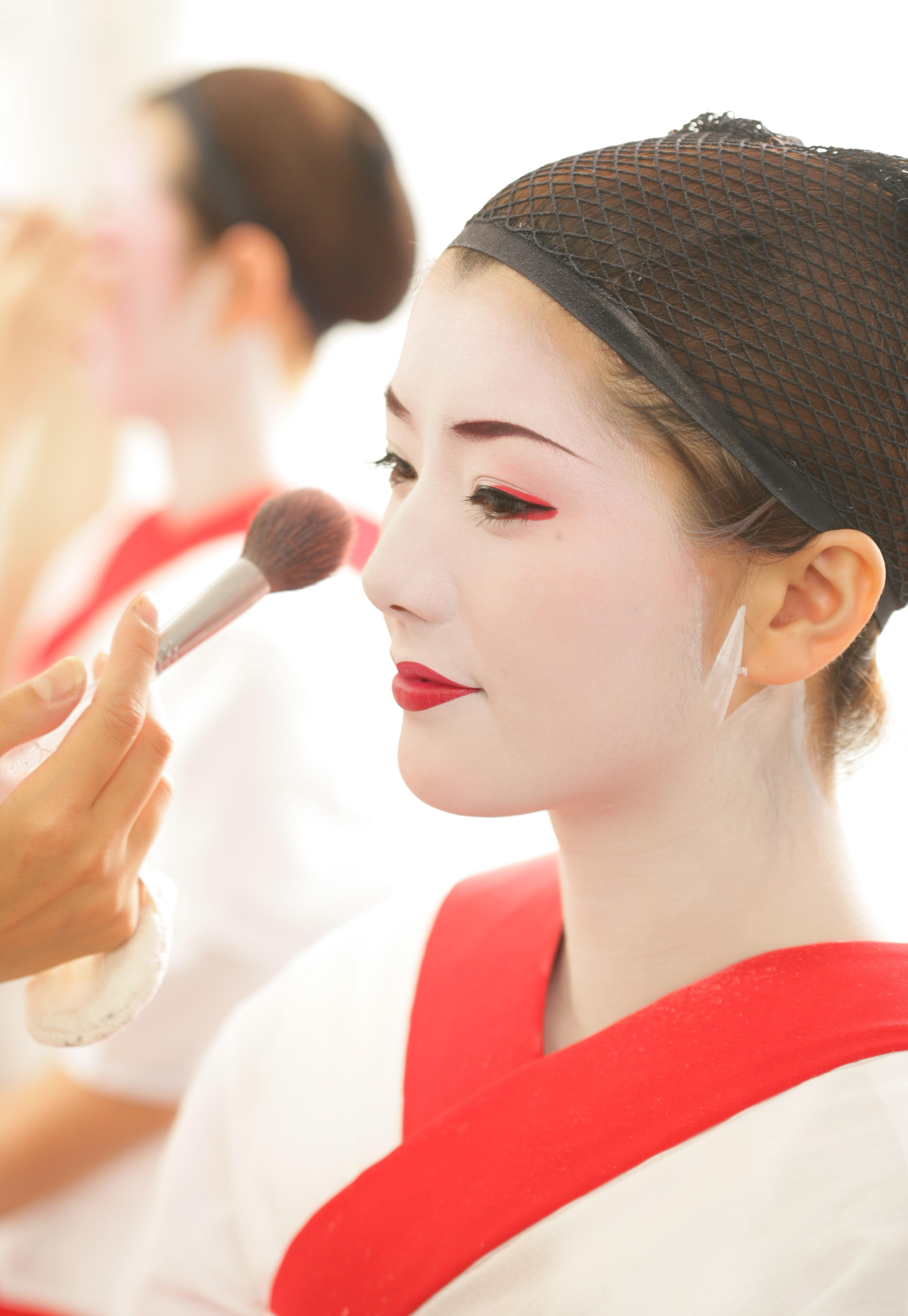 Kyoto: Maiko Makeover and Photoshoot Experience - 2026 (Verified Reviews)