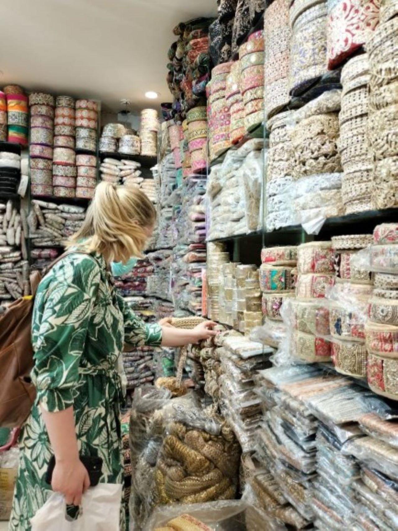 Delhi Insider’s Shopping & Heritage Day Tour