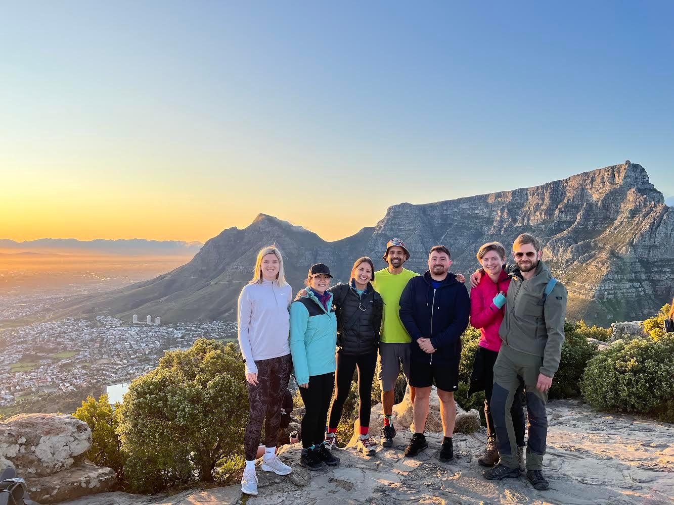 Cape Town: Lion's Head or Table Mountain Guided Hike