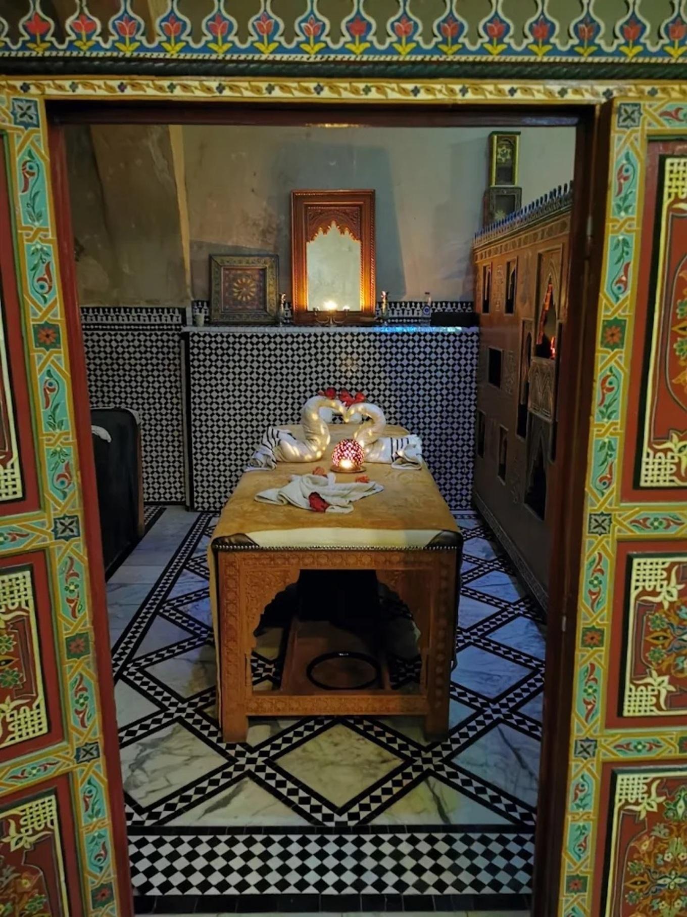 Fez Traditional Hammam, Massage, and Private Transfer