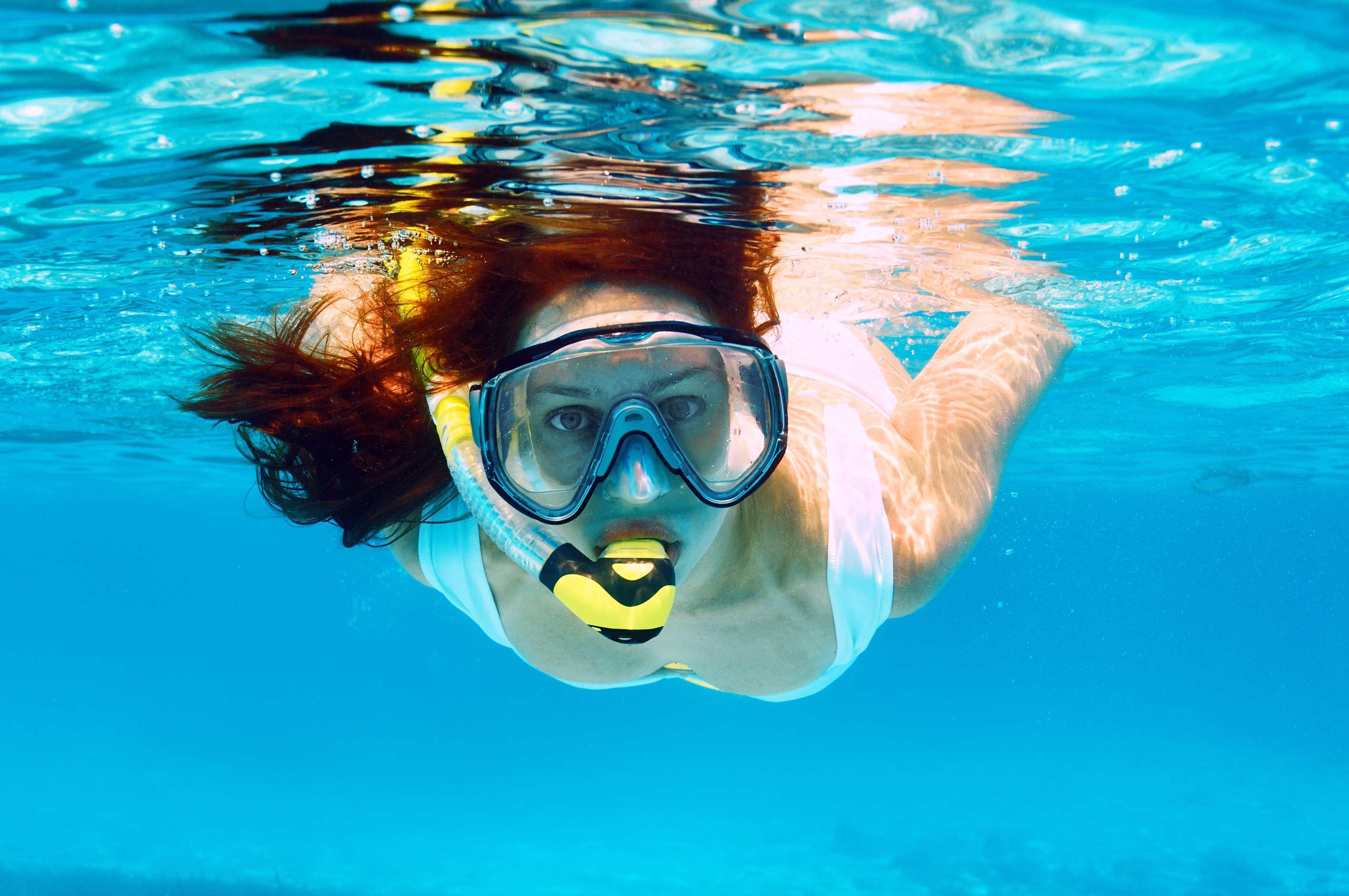 Capri Island Small-Group Boat Tour with Snorkeling & Drinks