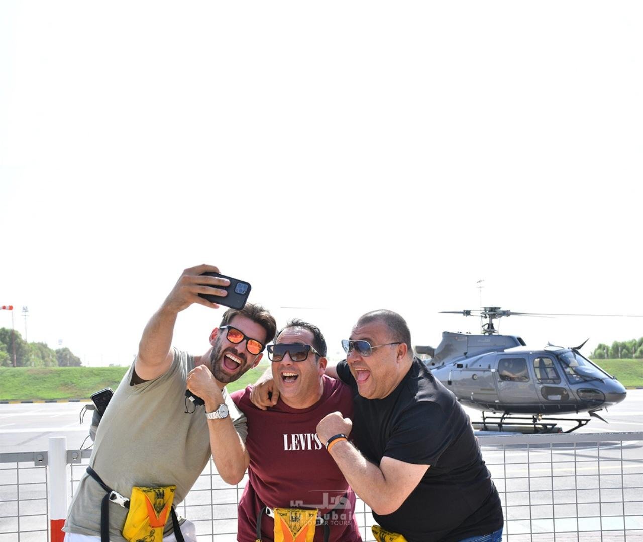 Dubai Skyline Helicopter Flight (22 Minutes)