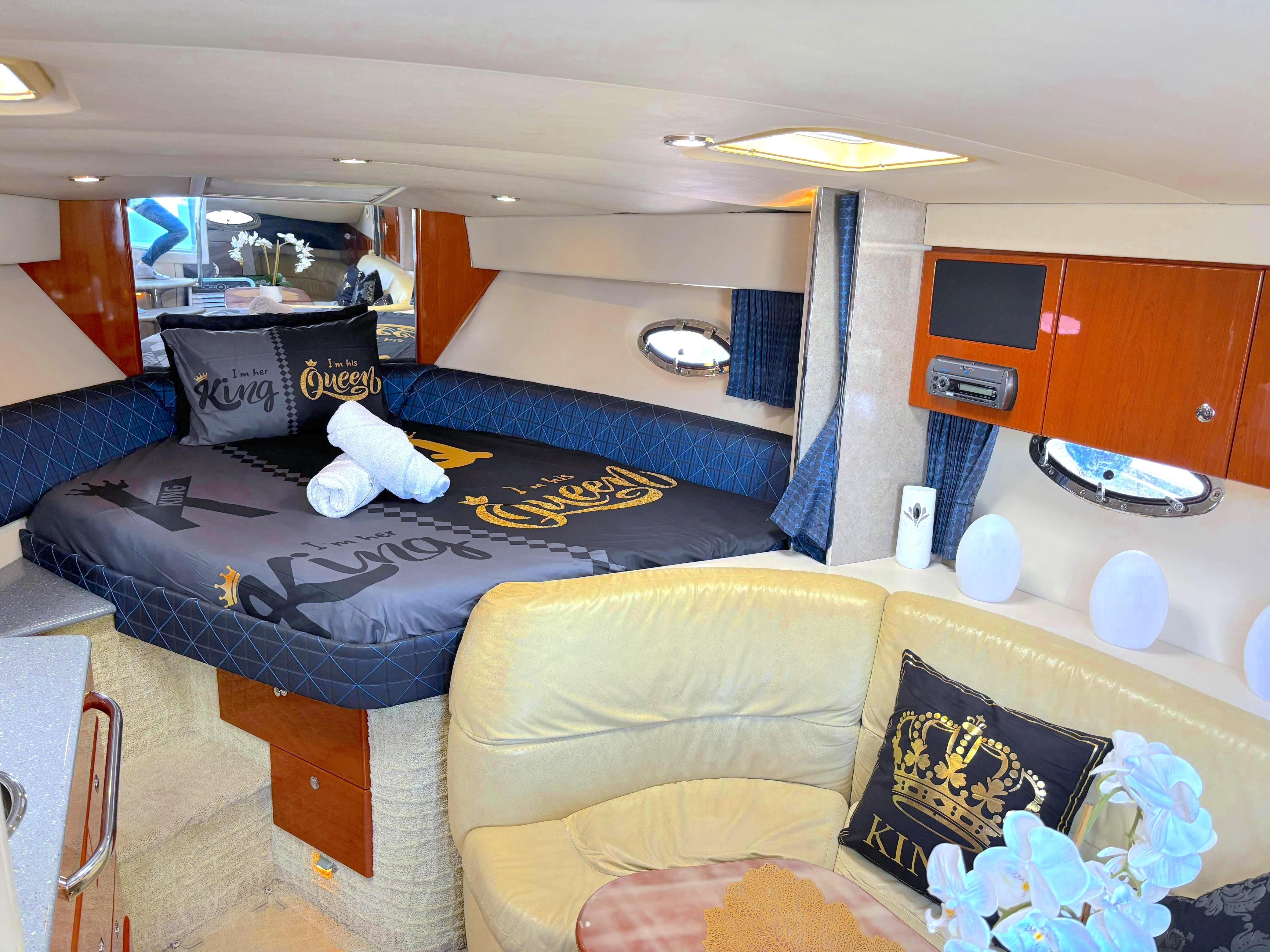 Dubai Private Yacht Cruise – Exclusive 34FT Sports Yacht Experience