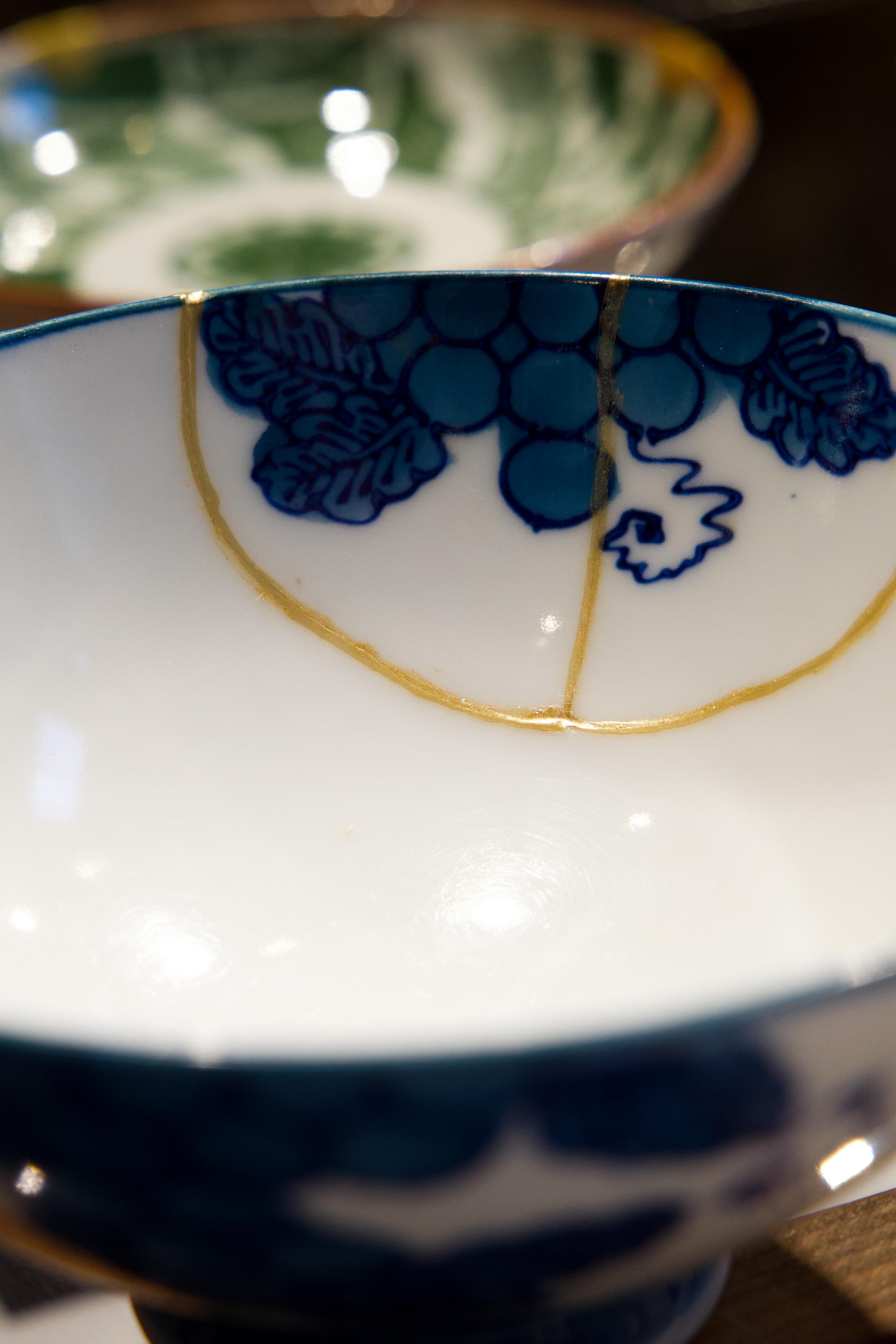 Osaka Traditional Kintsugi Class: The Art of Golden Repair